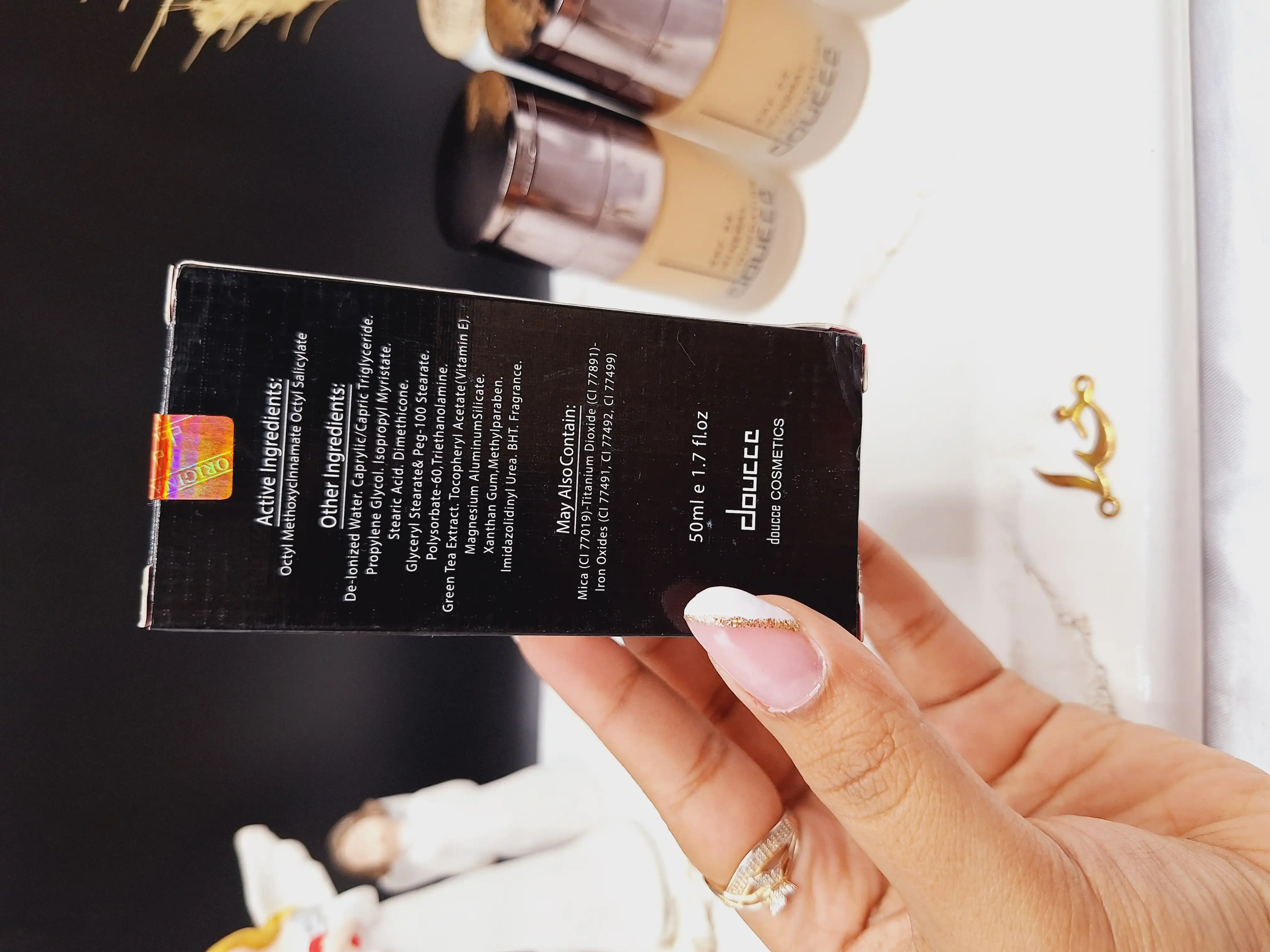 کرم پودر دوسه DOUCCE دارای ویتامین E کد 5324