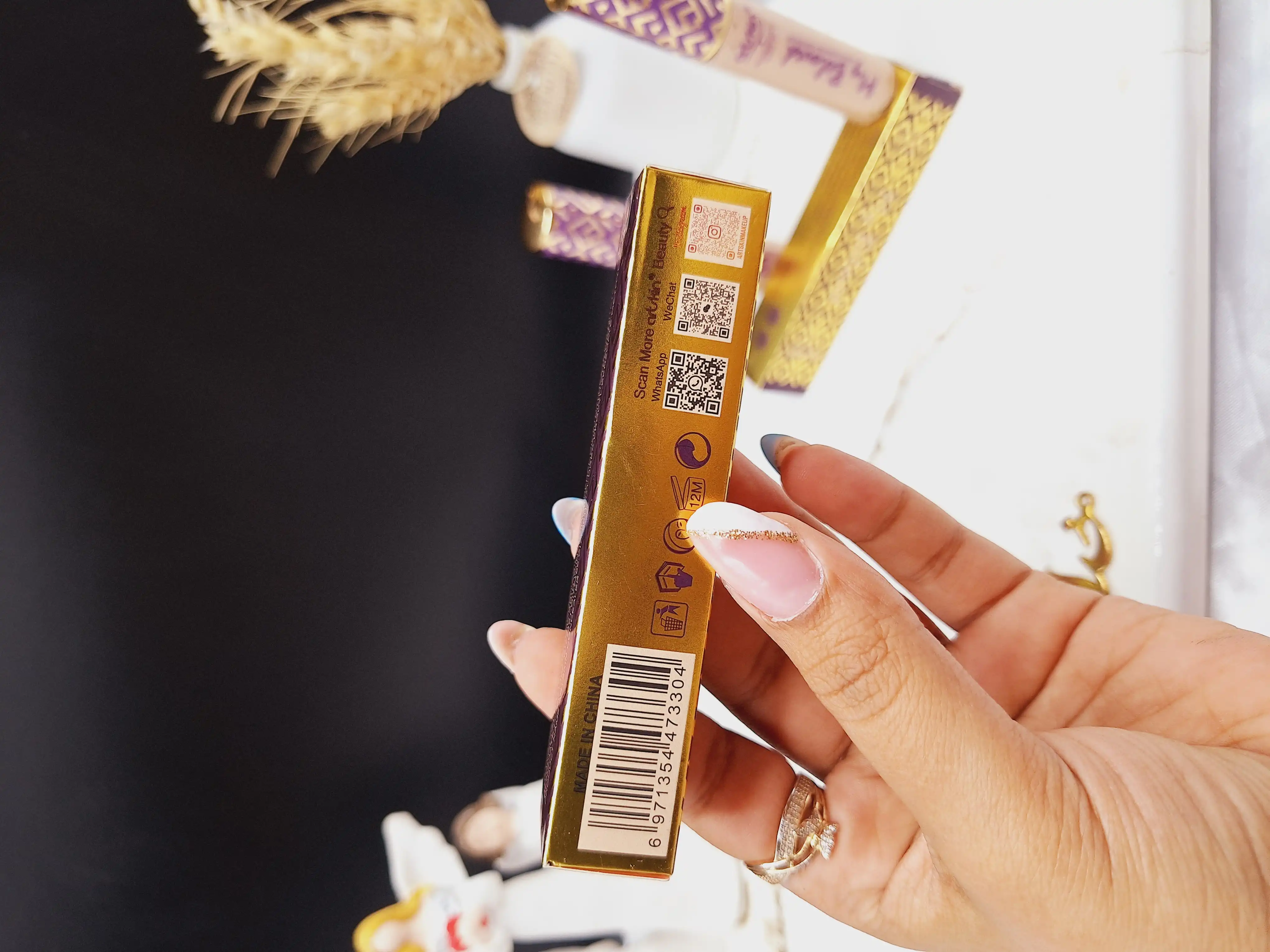 کانسلیر زیر چشم آرت اسکین با کاور سبک کد 3304