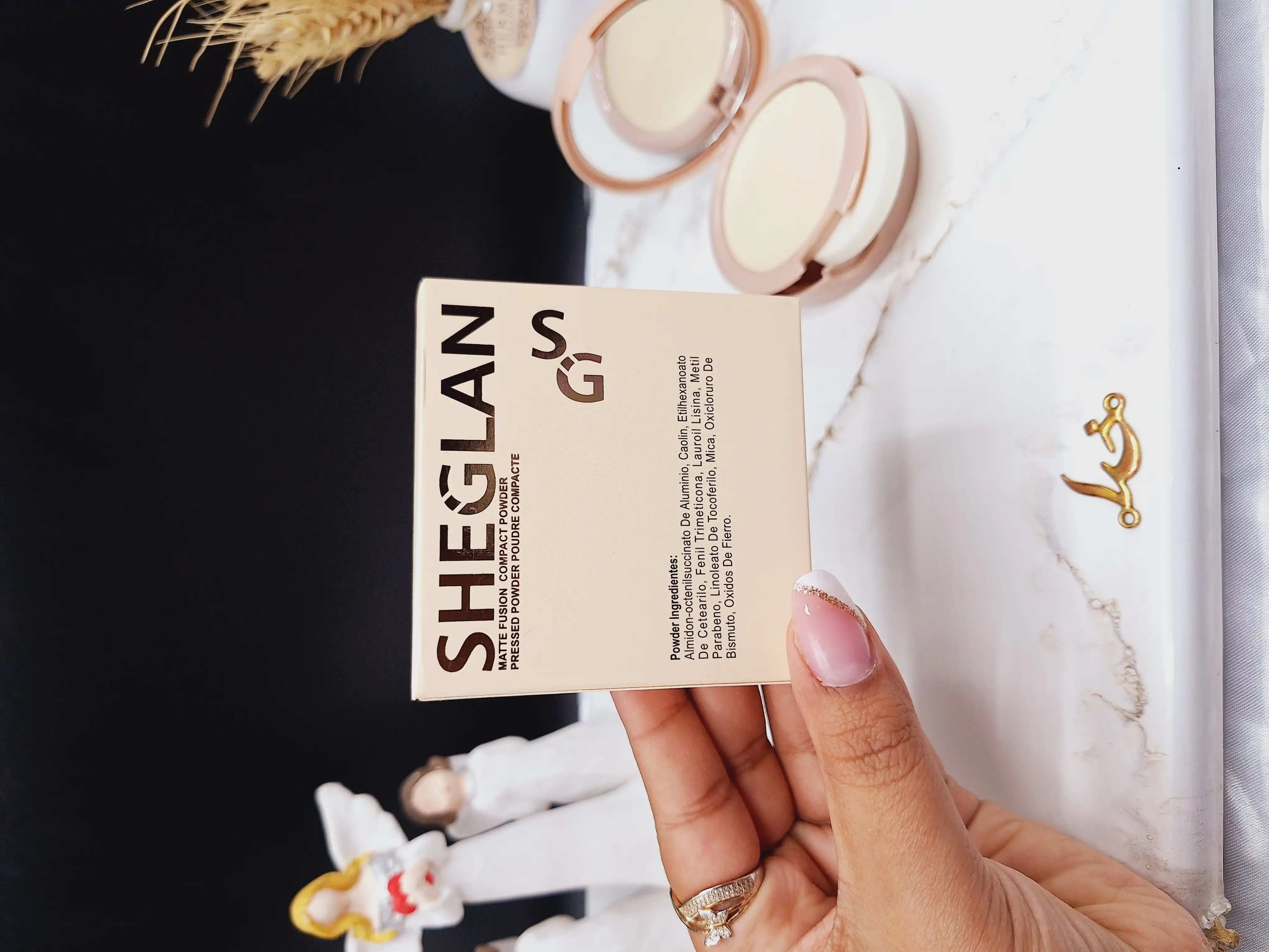 پنکک شیگلم مناسب میکاپ SHEGLAN کد 0367
