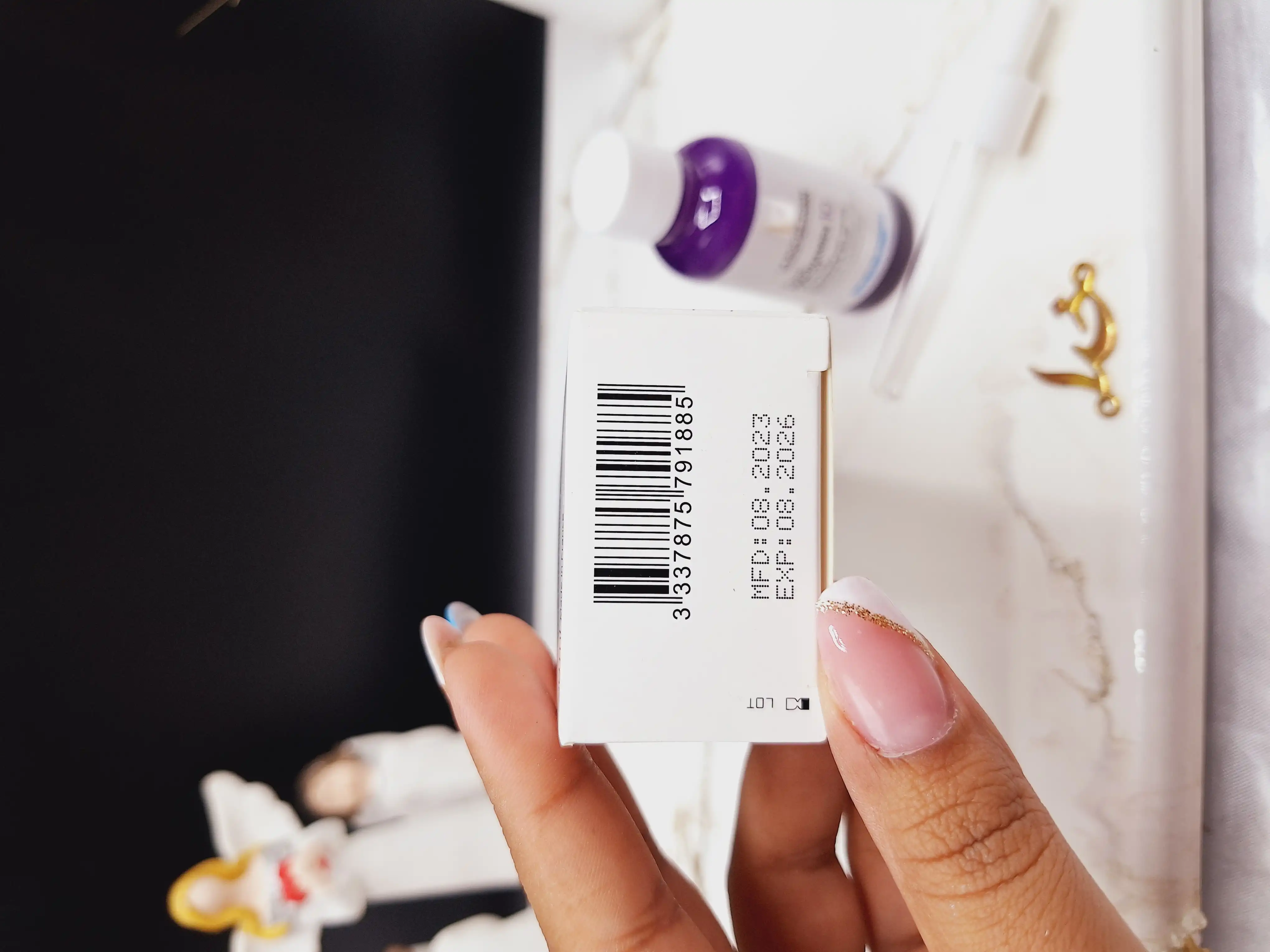 سرم ضدلک لاروش پوزای مدل نیاسینامید حجم 30 میلی لیتر کد 1885