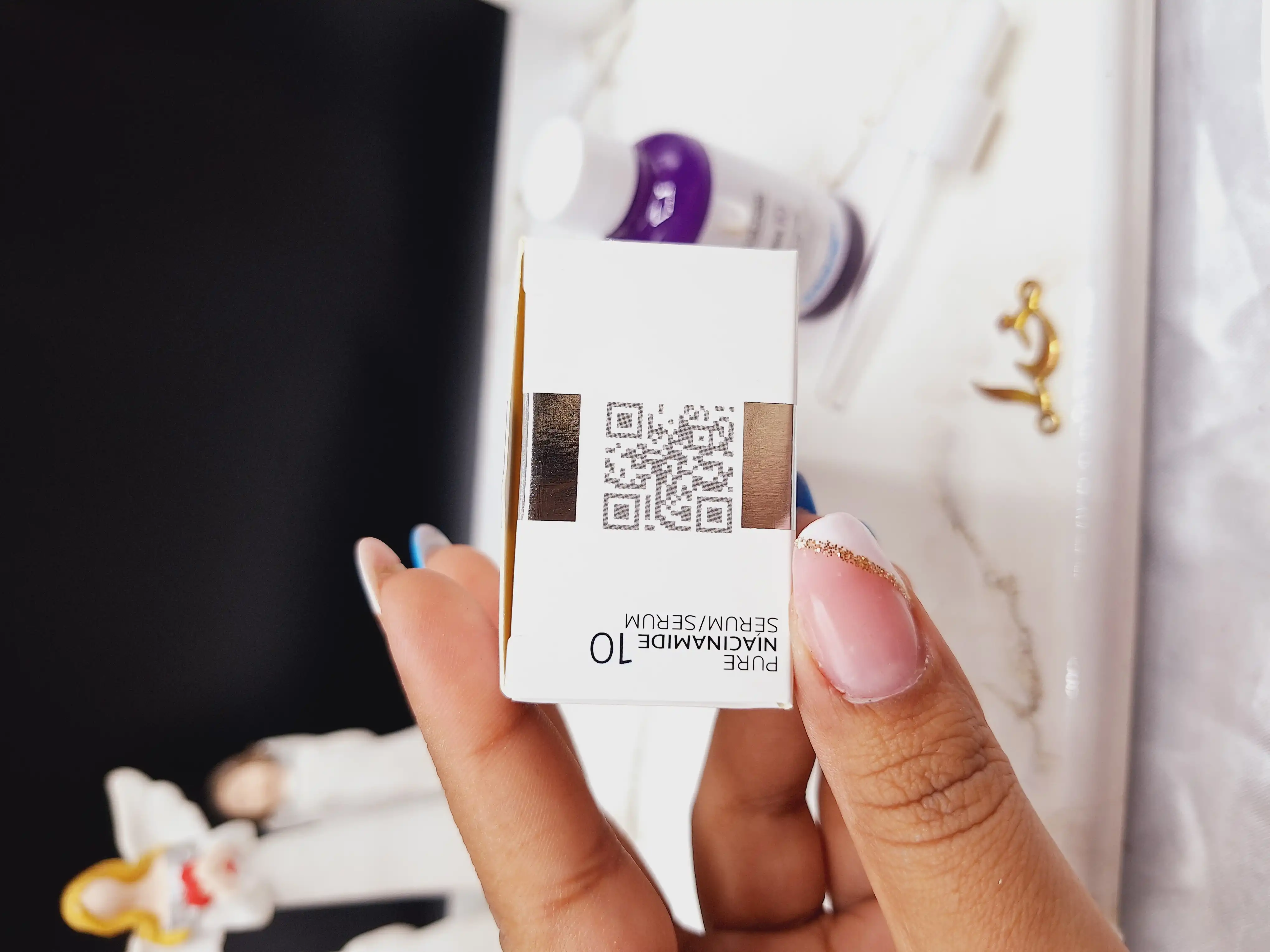 سرم ضدلک لاروش پوزای مدل نیاسینامید حجم 30 میلی لیتر کد 1885