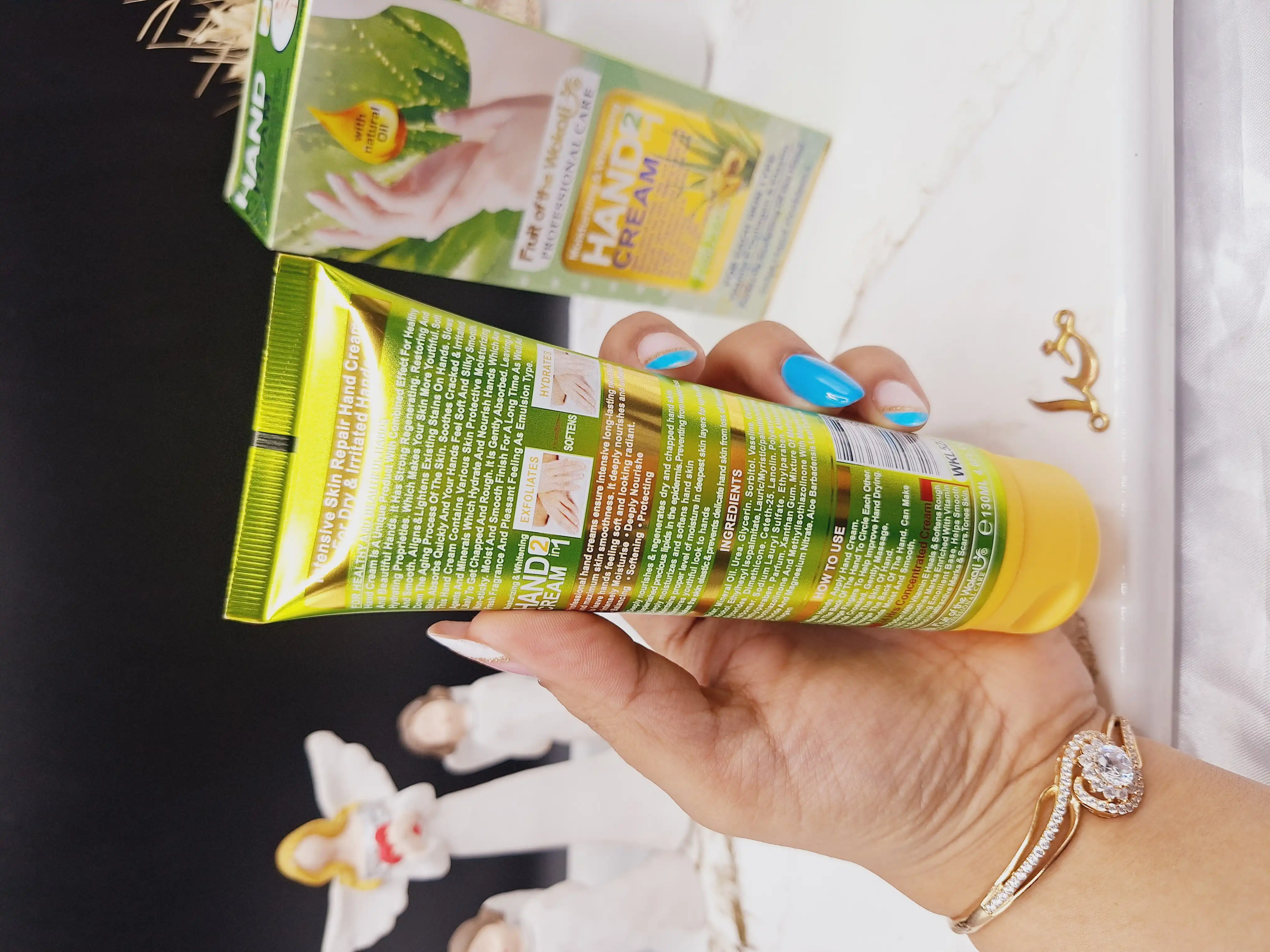 کرم مرطوب و سفید کننده دست آلوئه ورا وکالی WOKALI کد WKL522