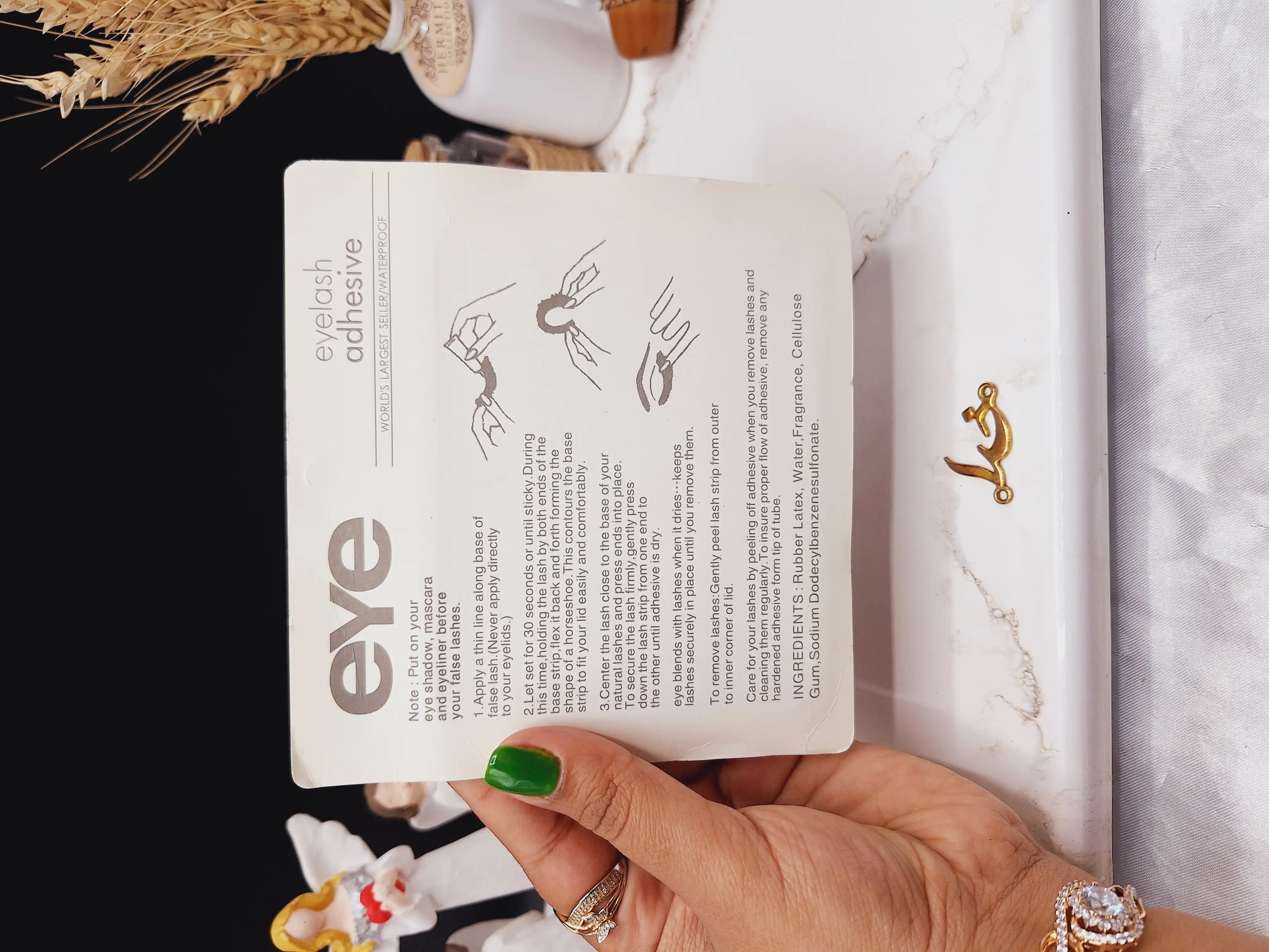 چسپ مژه تکی ضد آب برند eye کد 0930