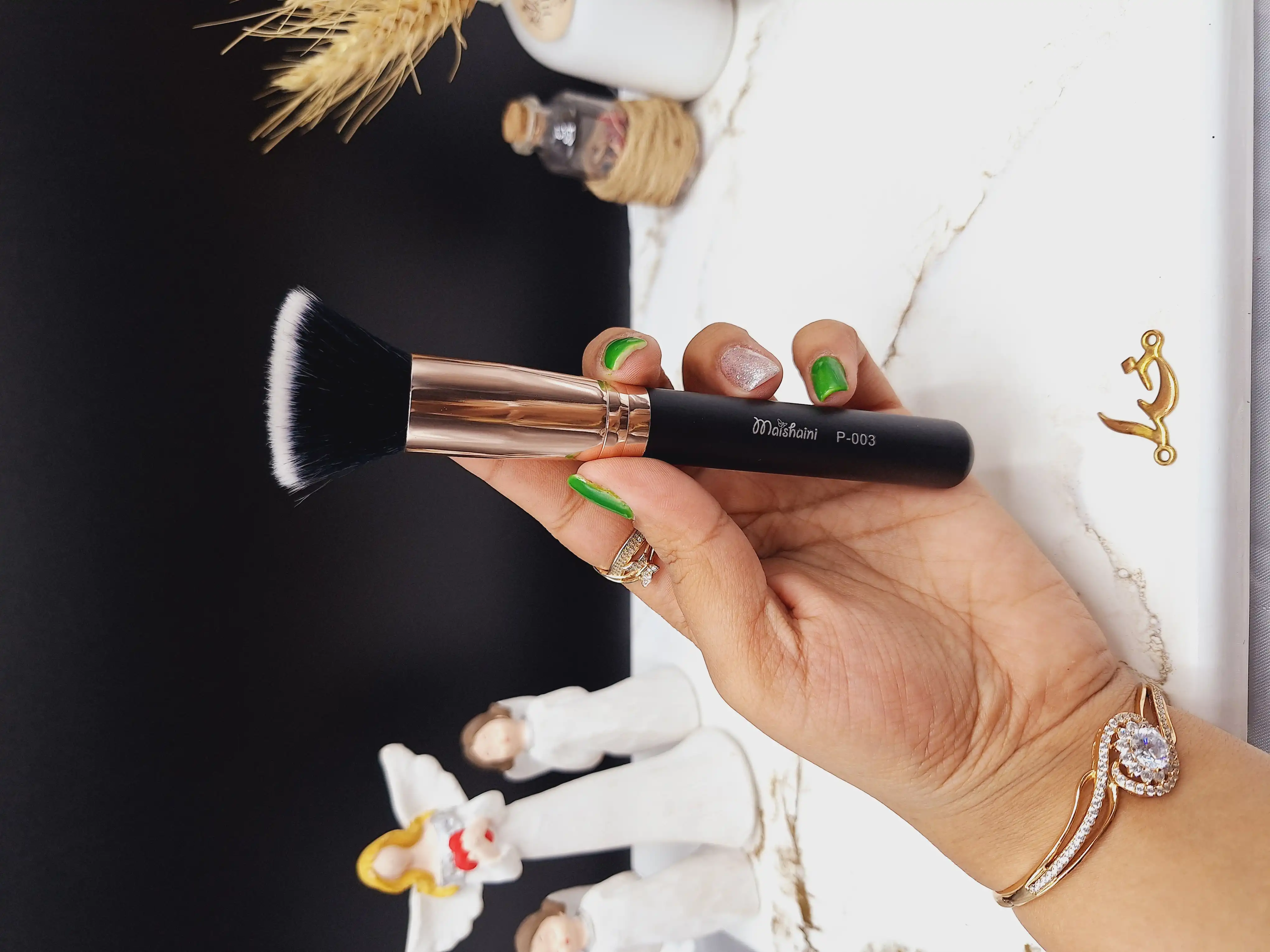 براش تکی رژ گونه Maishaini