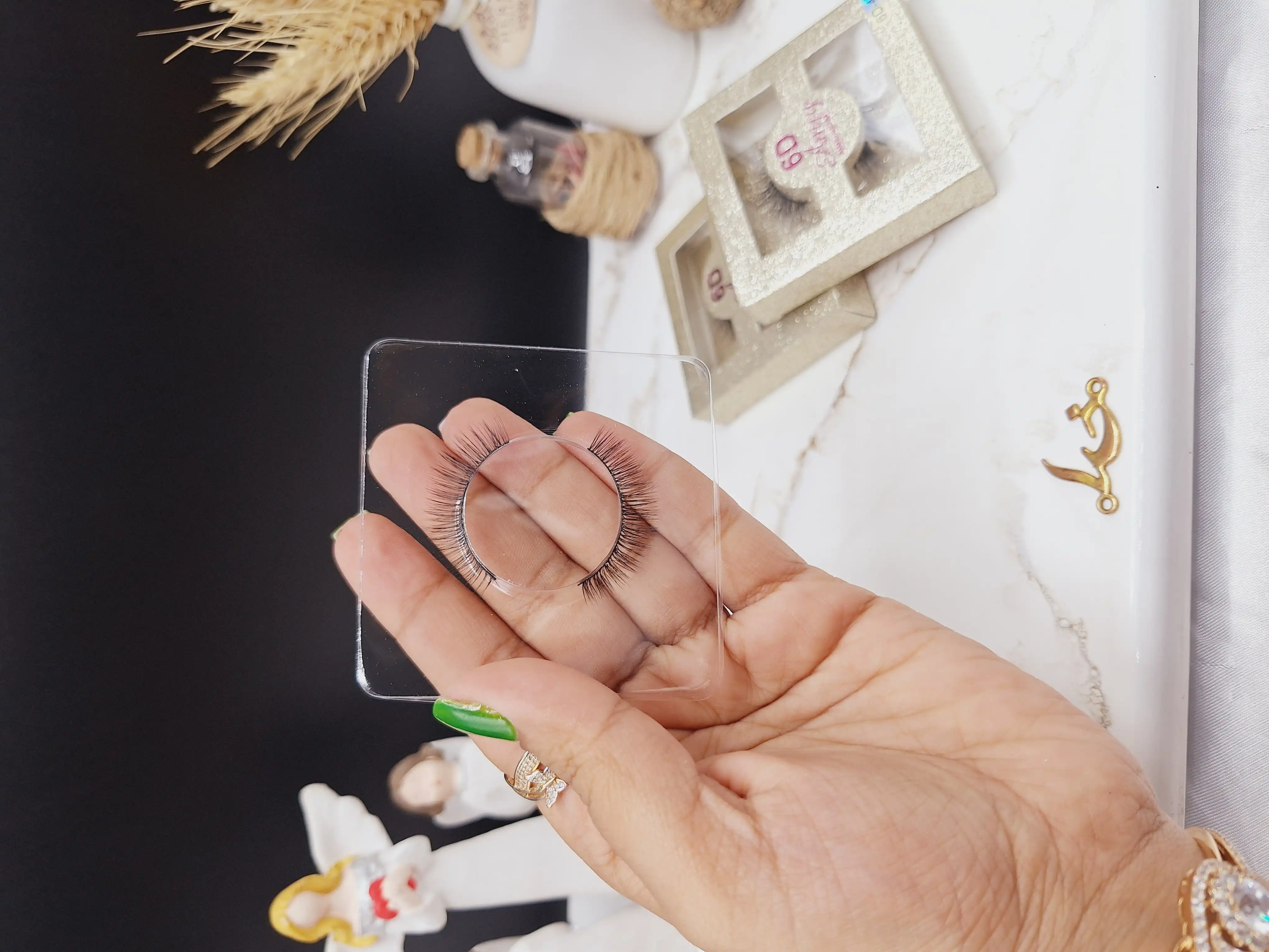 مژه مصنوعی 6 بعدی کارتن کرم برند Amjy کد JY_001