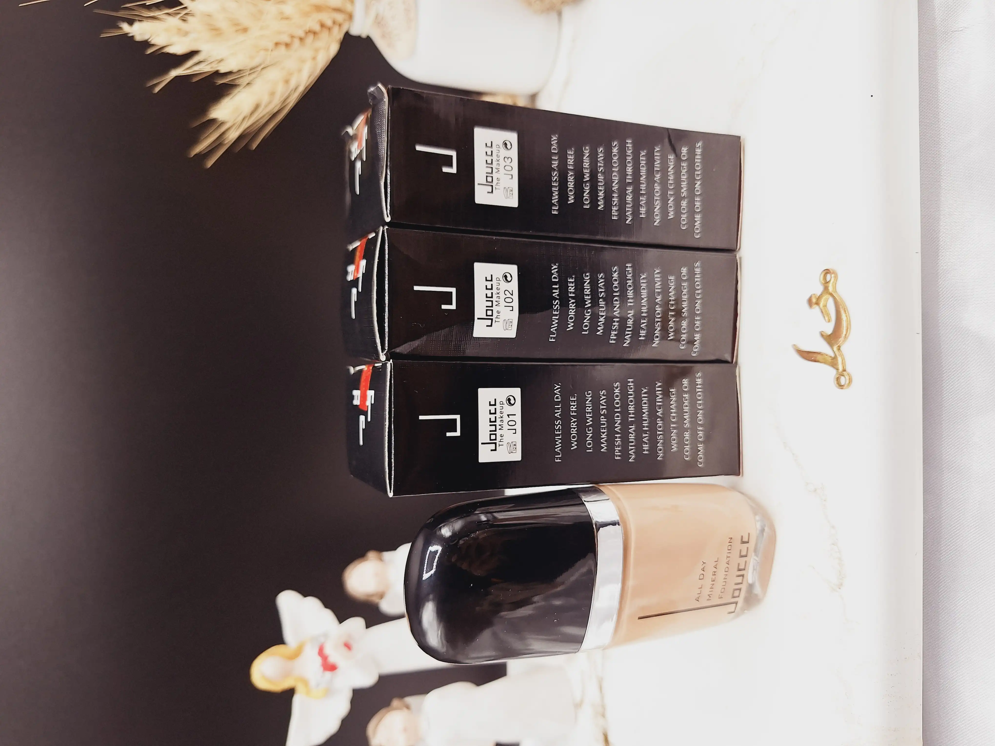 کرم پودر حاوی ویتامین E طبیعی بیضی میکاپ JOUCCE