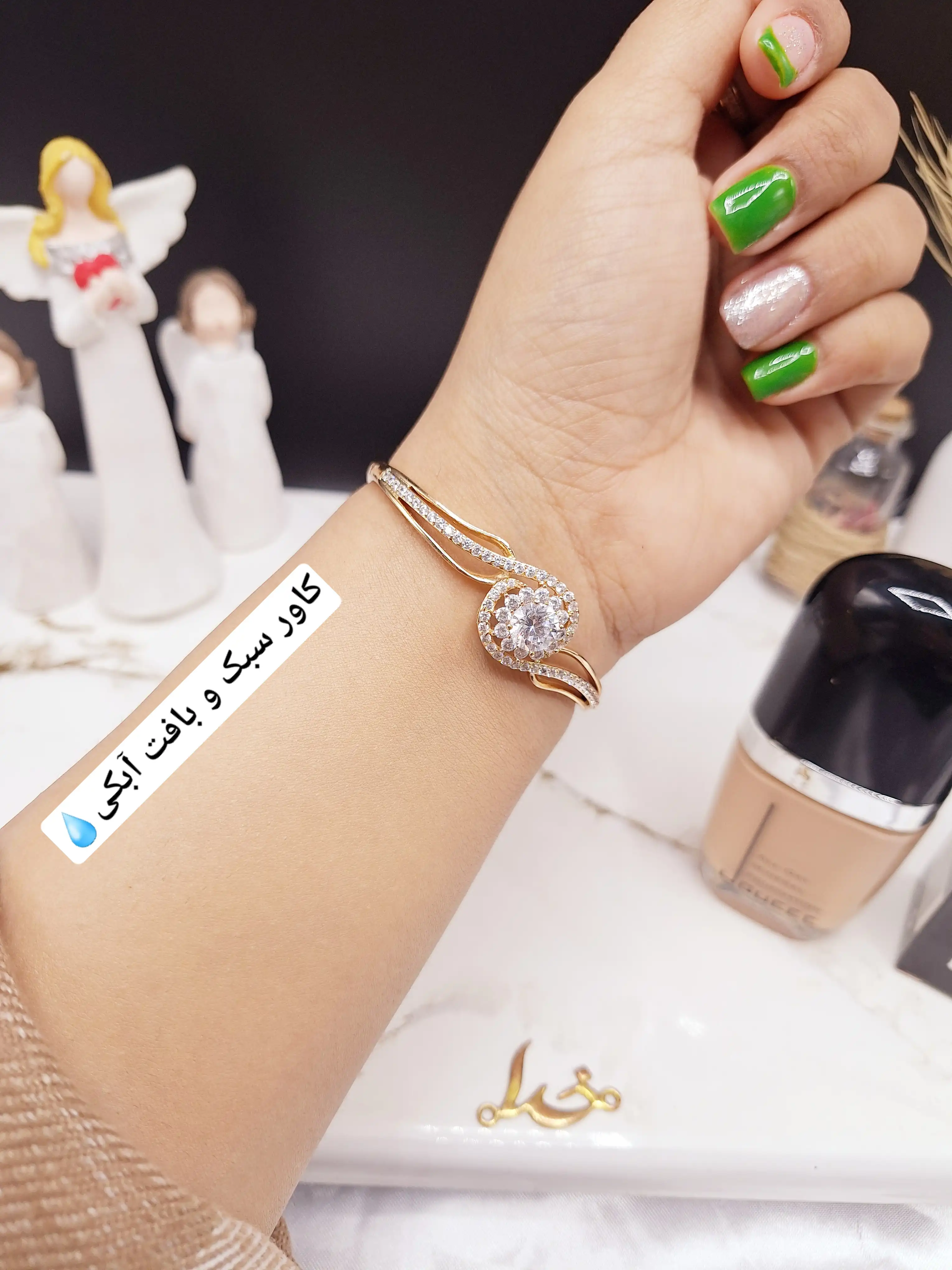 کرم پودر حاوی ویتامین E طبیعی بیضی میکاپ JOUCCE