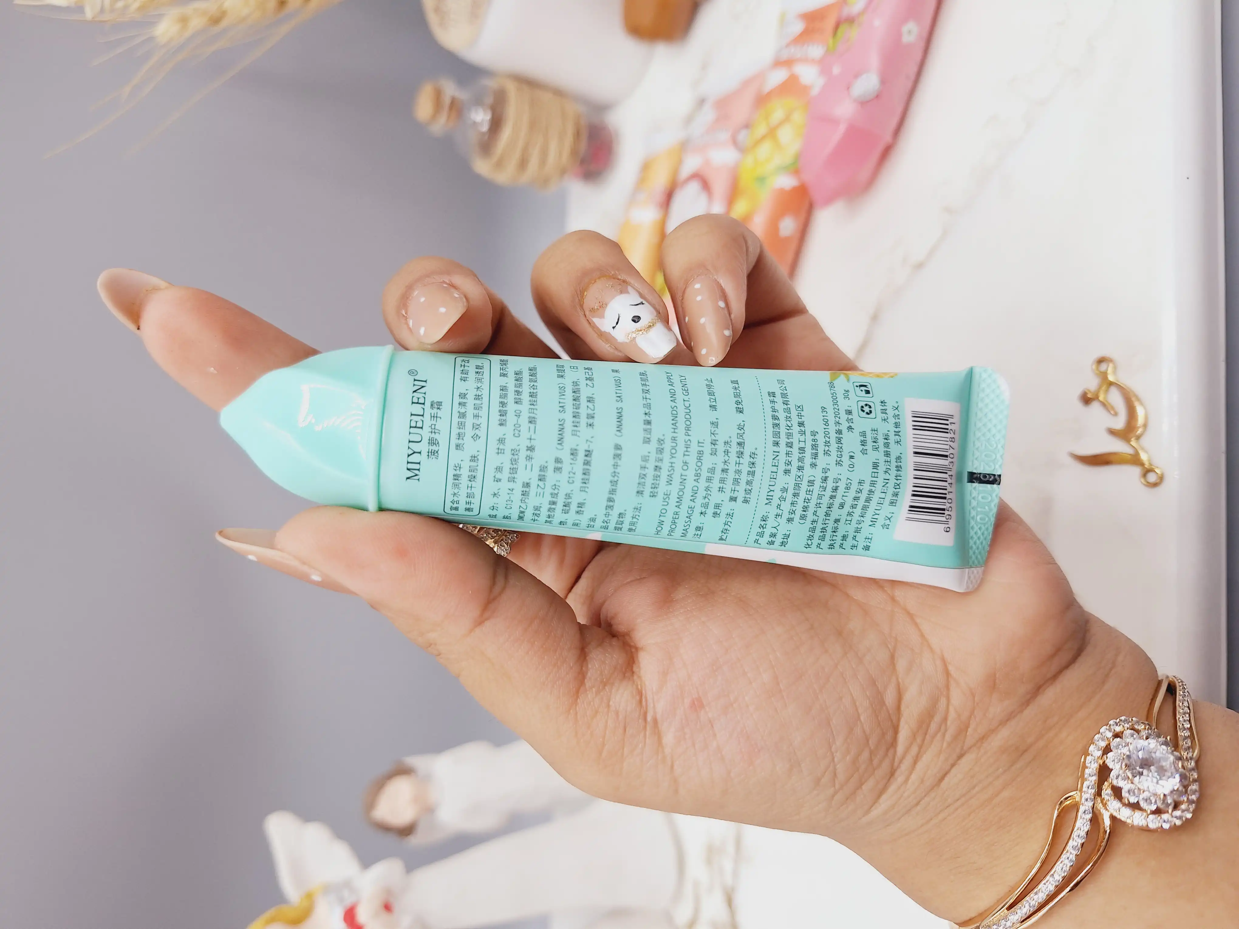 پک پنج عددی کرم دست مدل شکوفه طرح میوه های استوایی برند MIYUELENI کد 7890