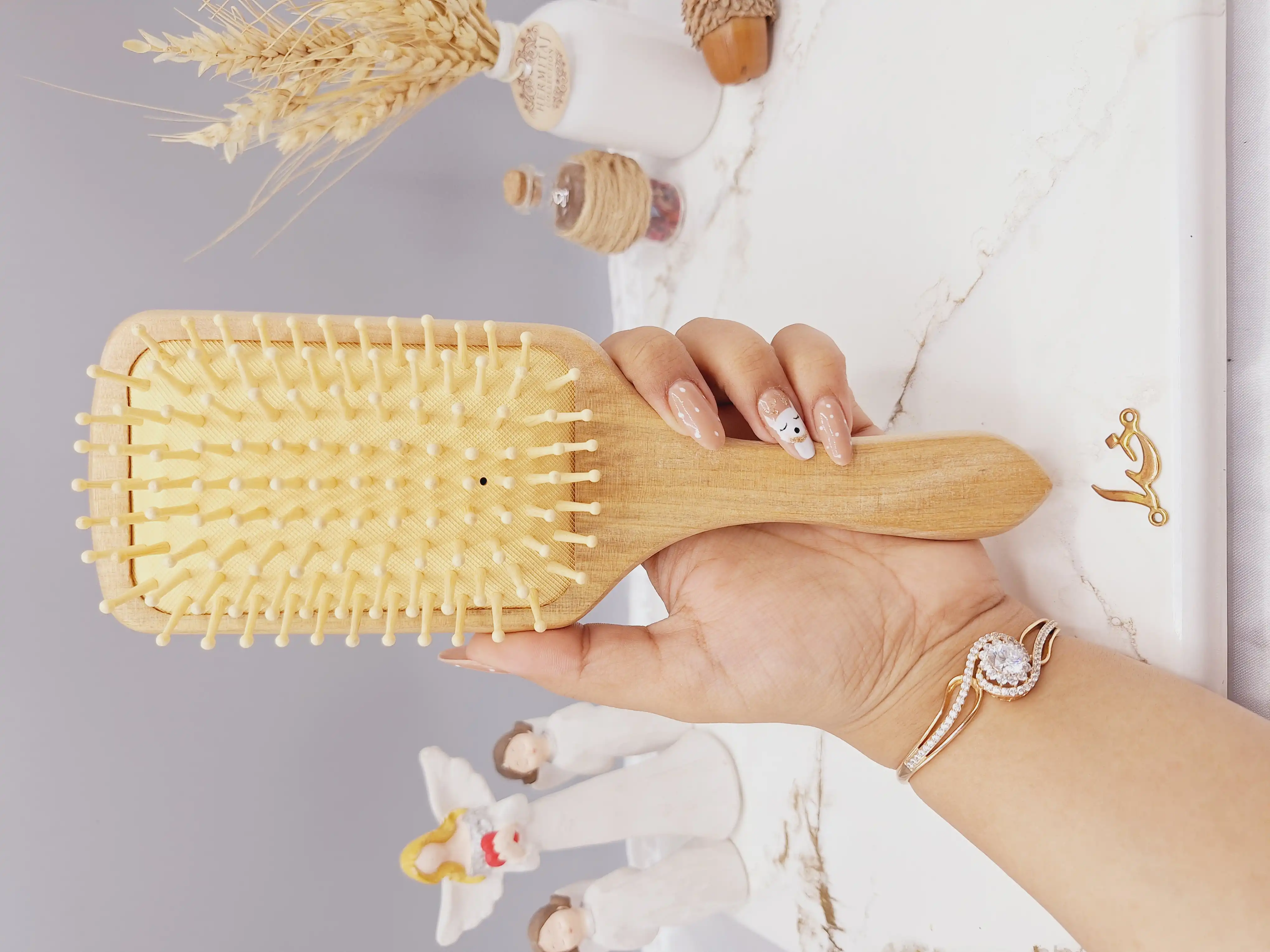 برس مو بامبو چوبی کف کرمی طرح مستطیل