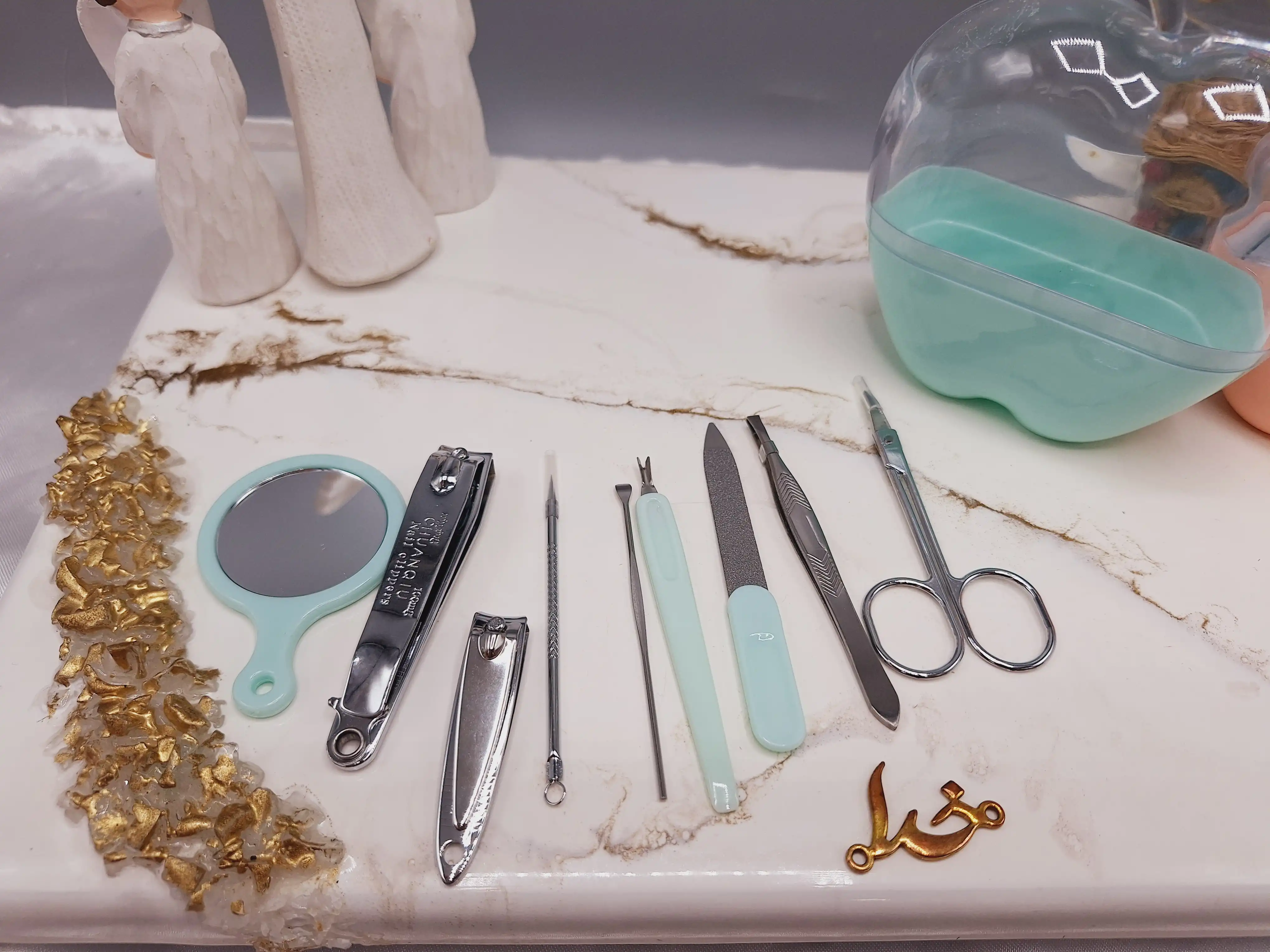 ست مانیکور و پدیکور طرح اپل 9 تکه کد F0130