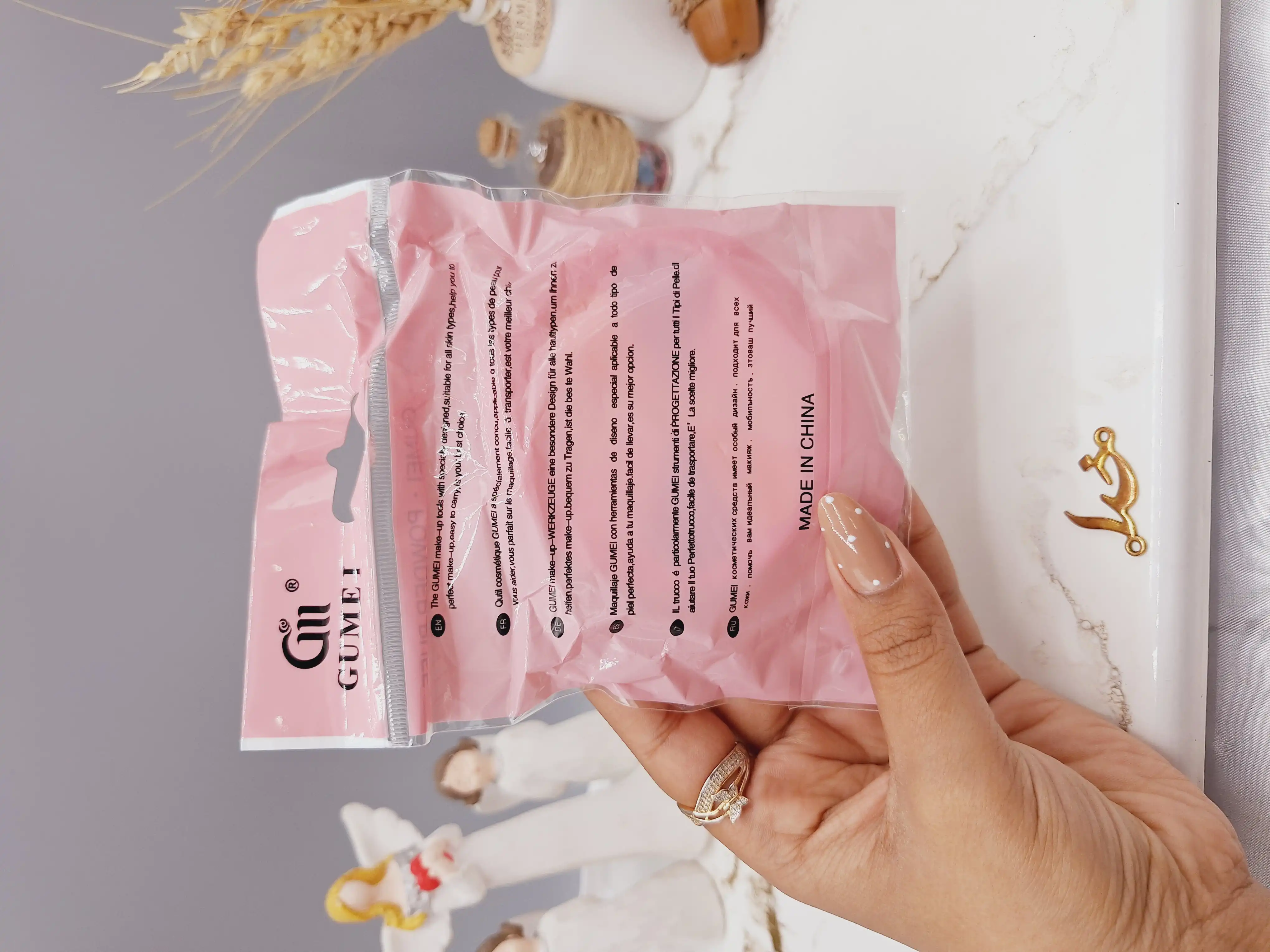 پد آرایشی طرح گل (8عددی) برند  Gil GUMEI