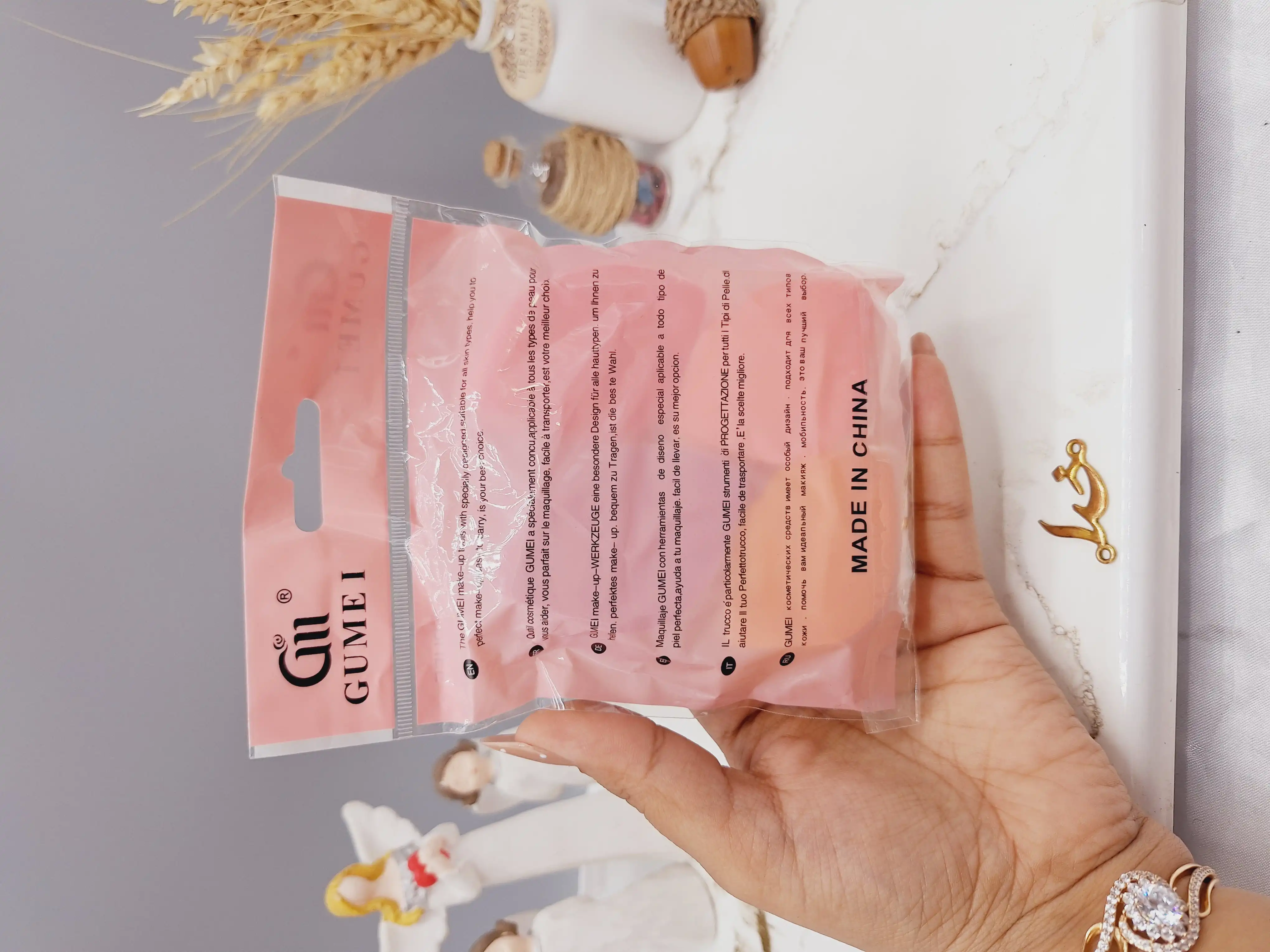 پد چهار تیکه طرح لب برند  Gil GUMEI