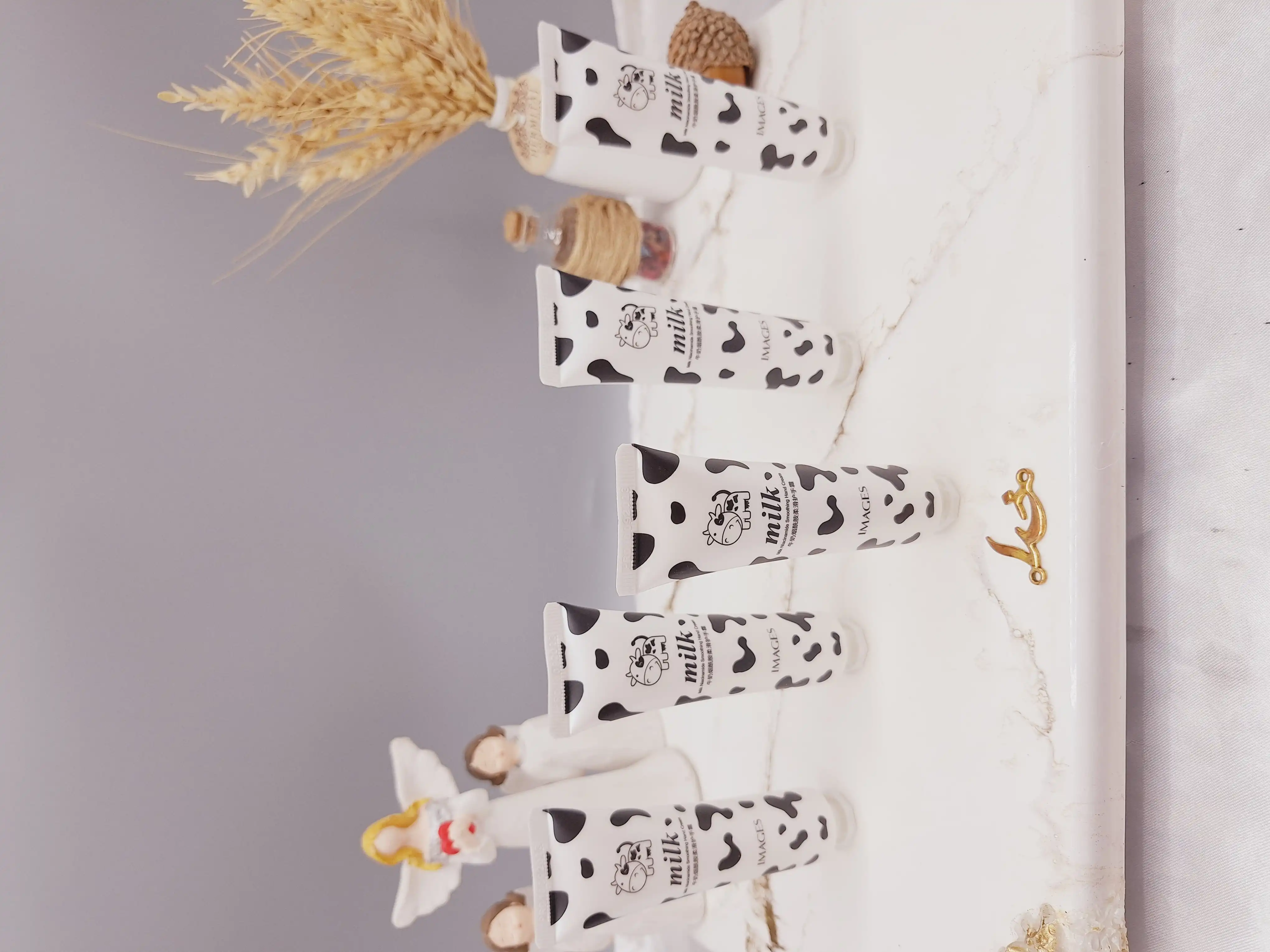 کرم مرطوب کننده شیر گاو ایمیجز IMAGES کد XXM14109