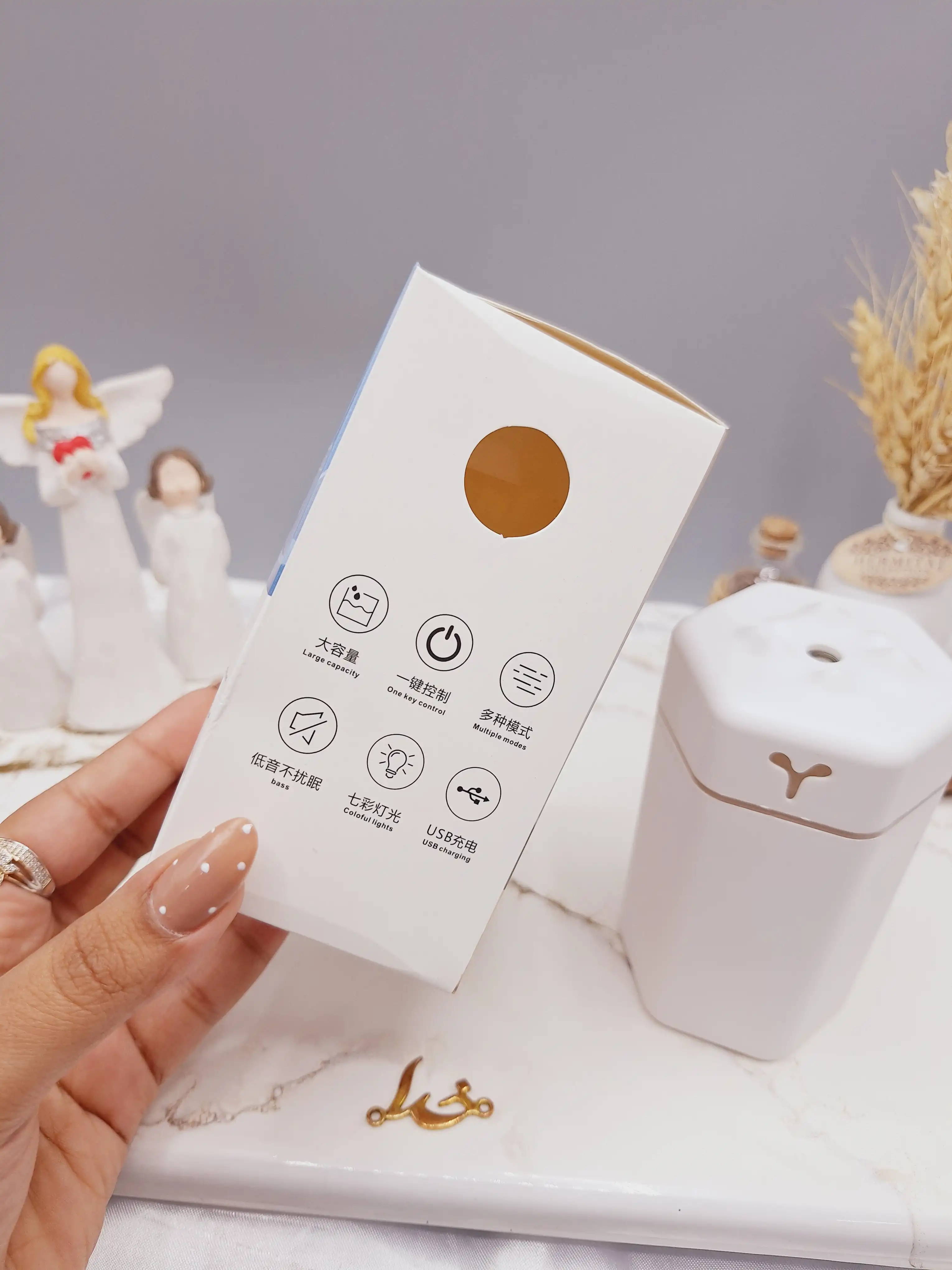 دستگاه بخور سرد دارای لامپ LED برند HUMIDIFIER