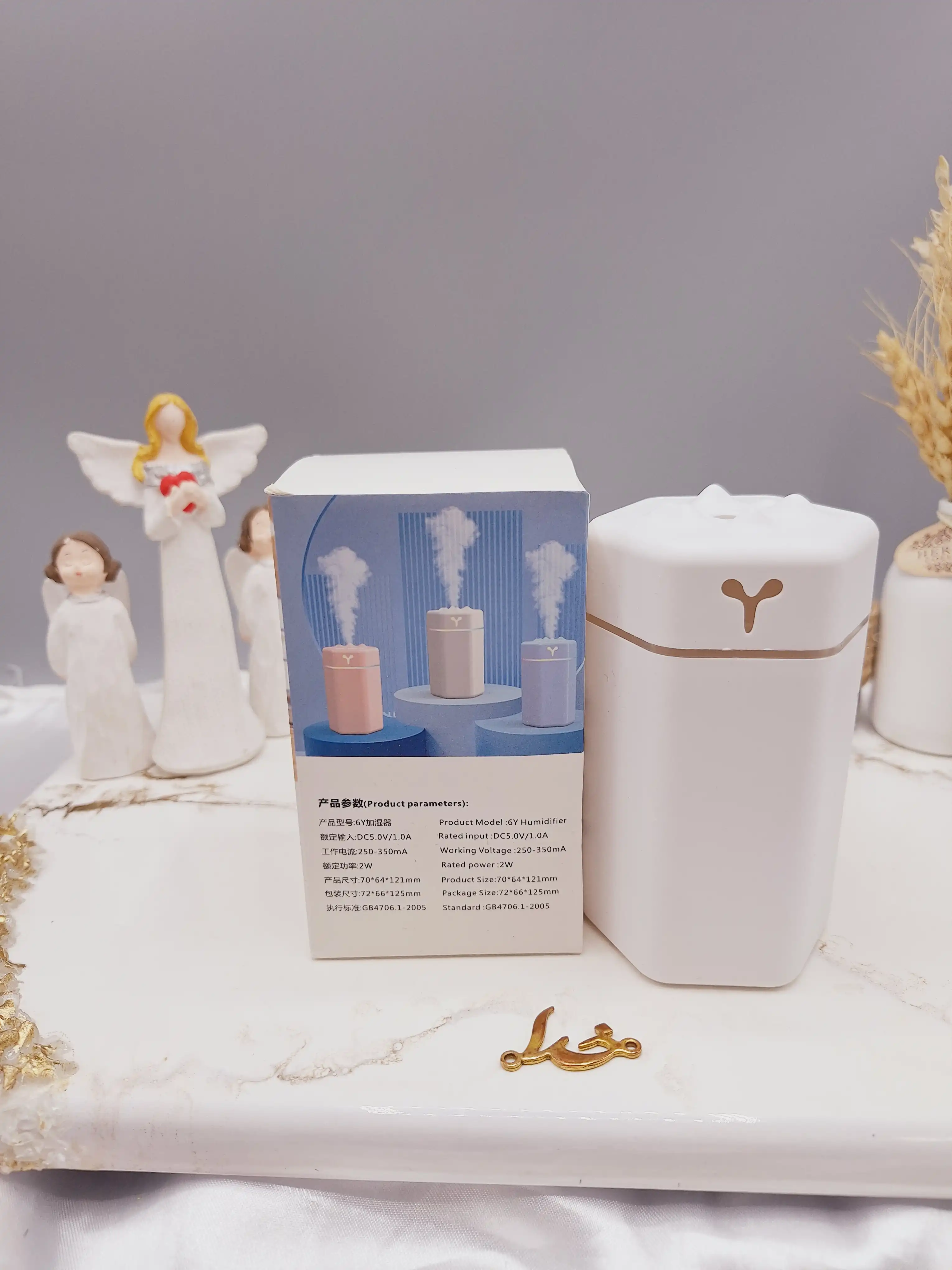 دستگاه بخور سرد دارای لامپ LED برند HUMIDIFIER