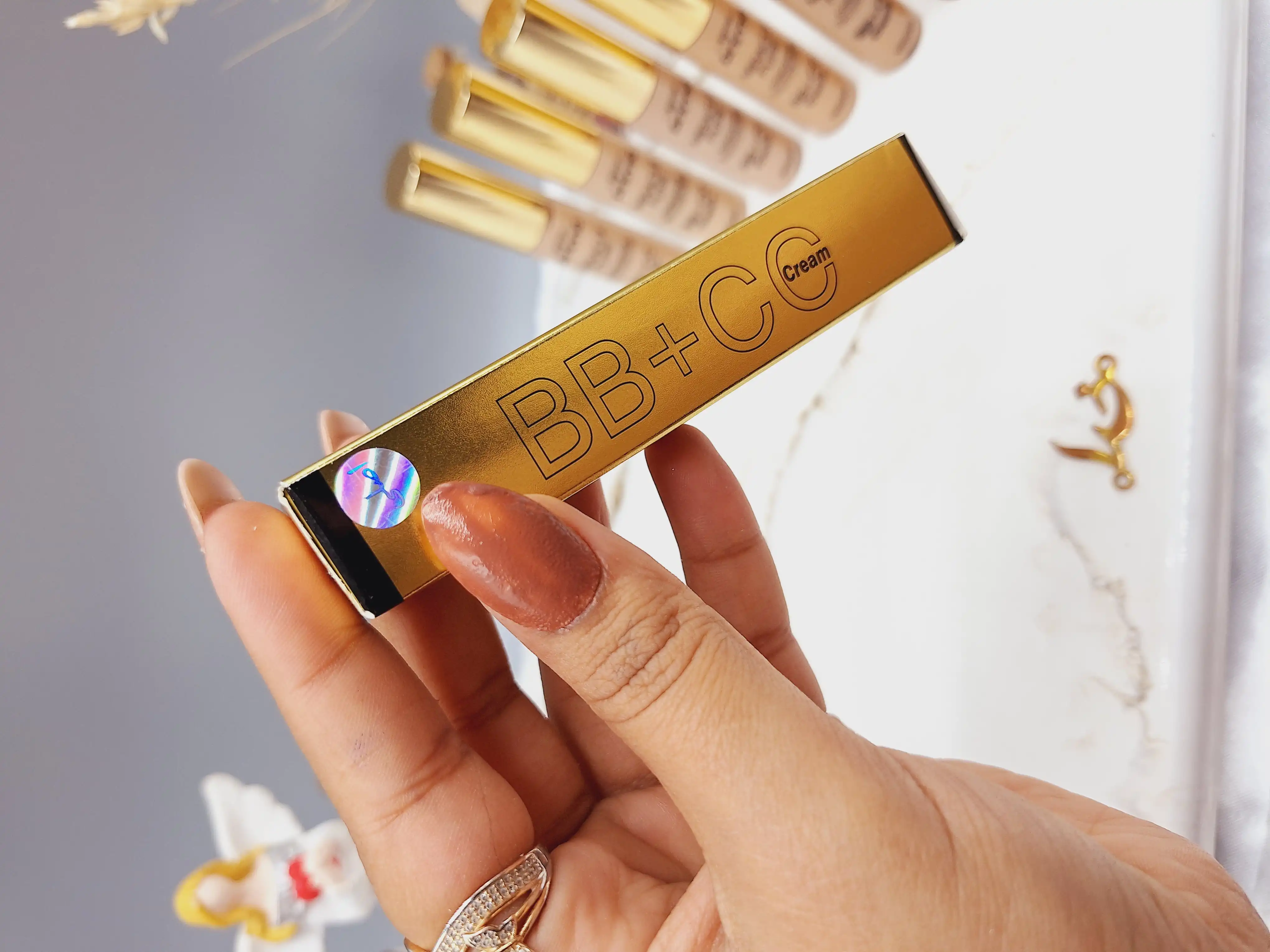 کانسیلر مایع  دارای بی بی و سی سی کرم برند رویال پریما ROYAL Prima کد RP2211_02