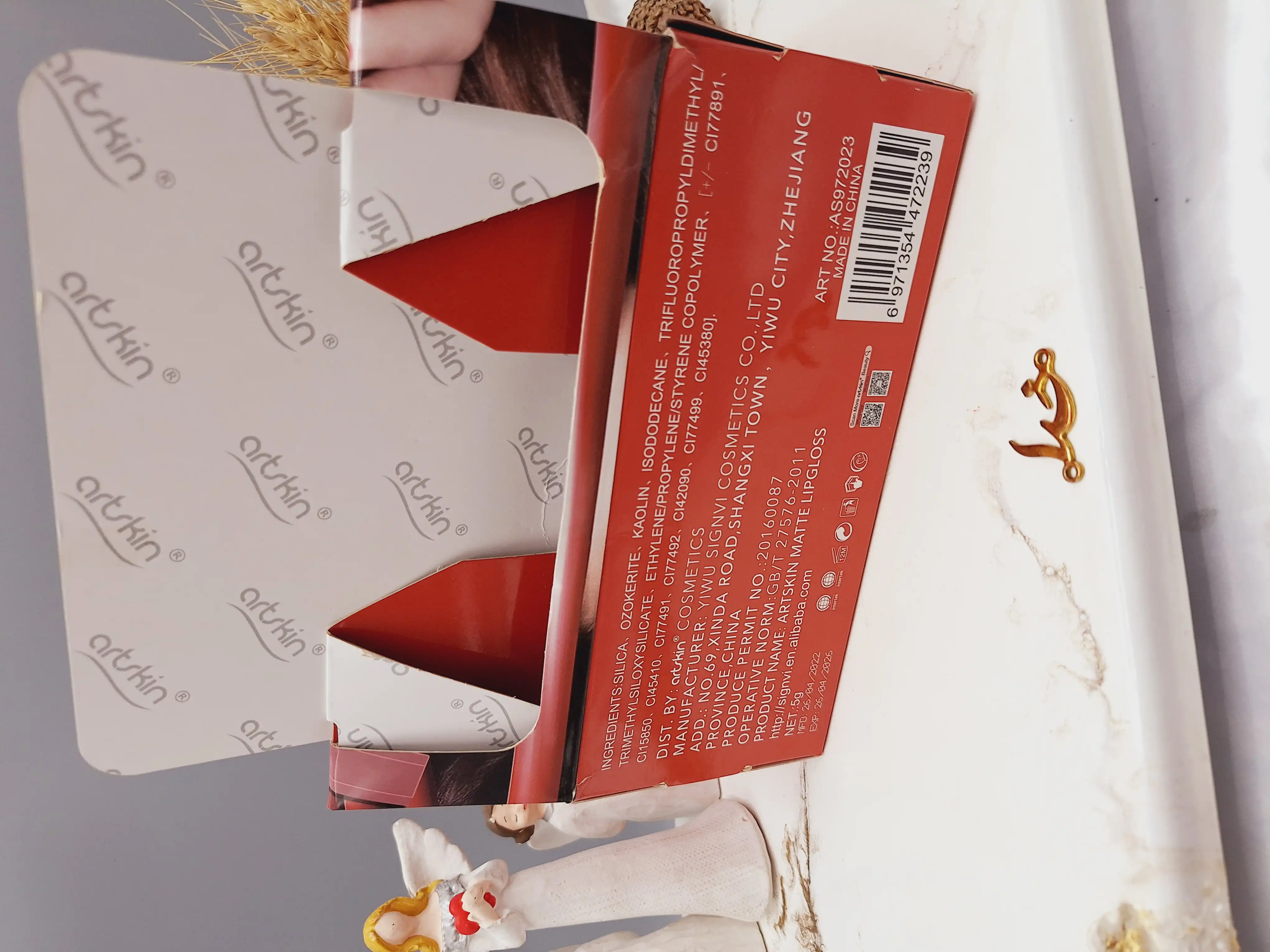 پک 6 تایی رژ لب مایع رنگ نود برند آرت اسکین artskin کد AS972023