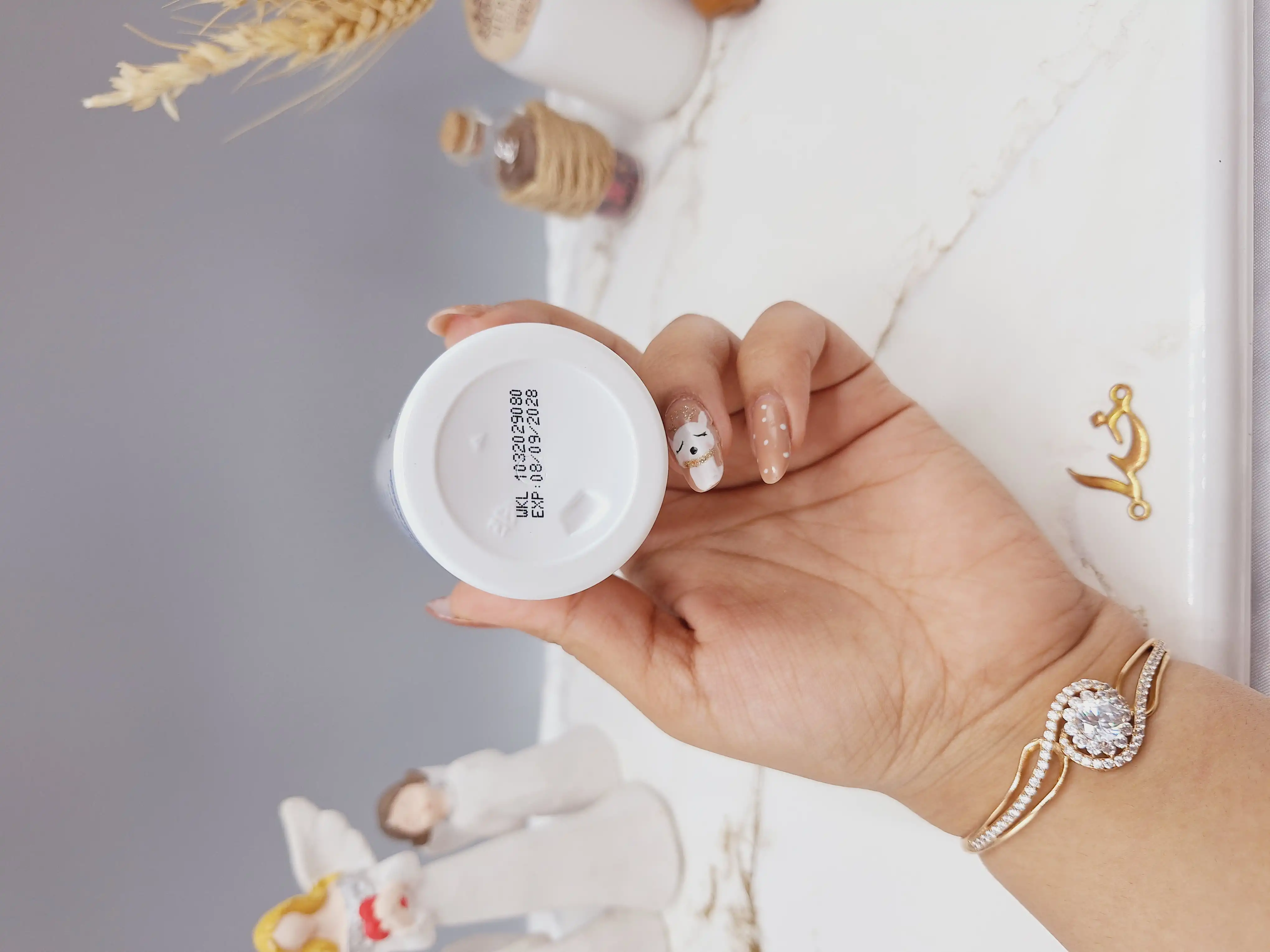 اسپری ضدآفتاب spf 70 برند وکالی WOKALI کد WKL 543