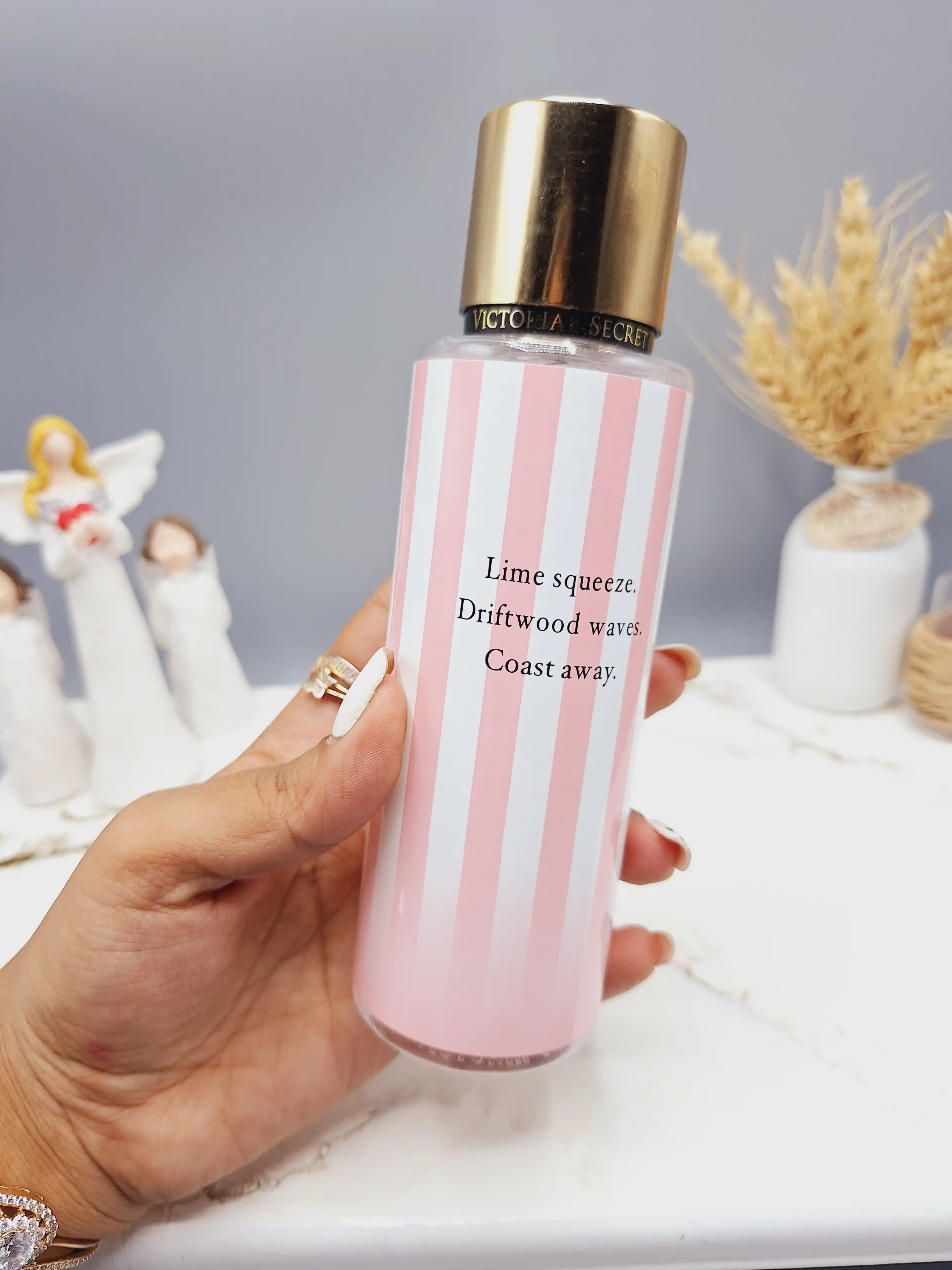 بادی اسپلش 250ml ویکتوریا سکرت مدل BOMBSHELL اورجینال