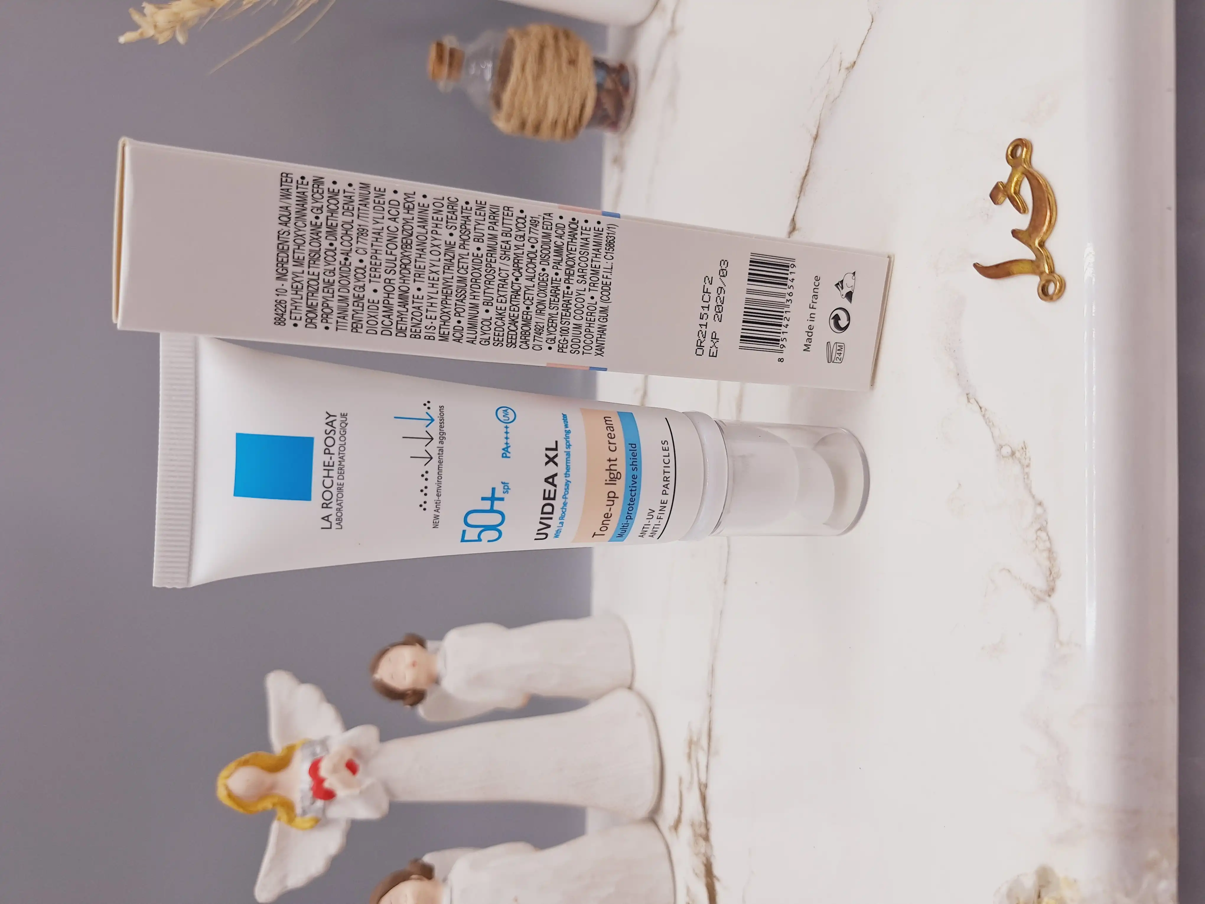 کرم روشن کننده ضد آفتاب تون آپ LA ROCHE-POSAY کد 5419