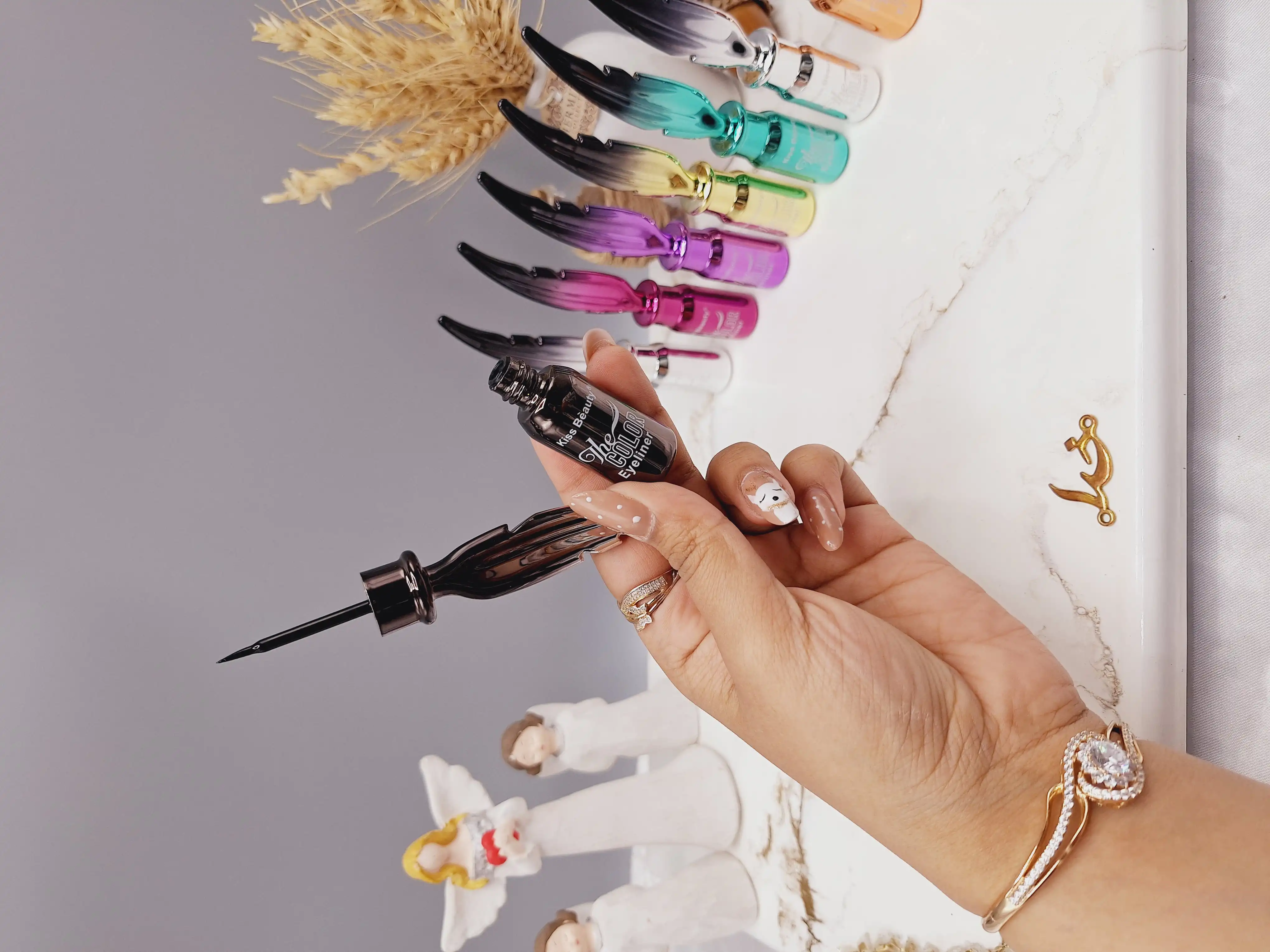 خط چشم رنگی ماژیکی برند کیس بیوتی Kiss Beauty اماراتی کد 57836_03‌A