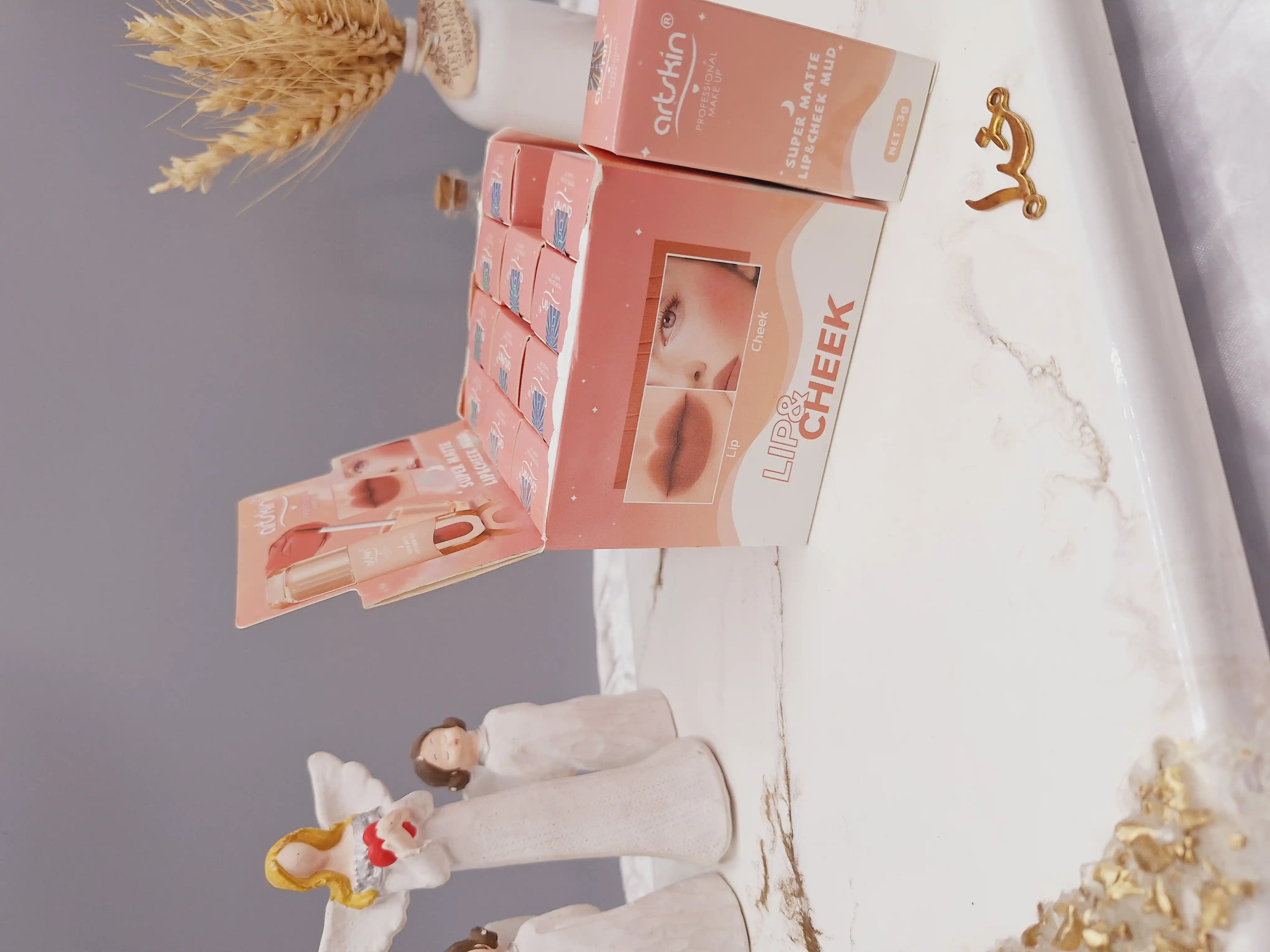 رژ لب مایع فوق العاده مات و مخملی برند آرتسکین artskin کد AS 972191