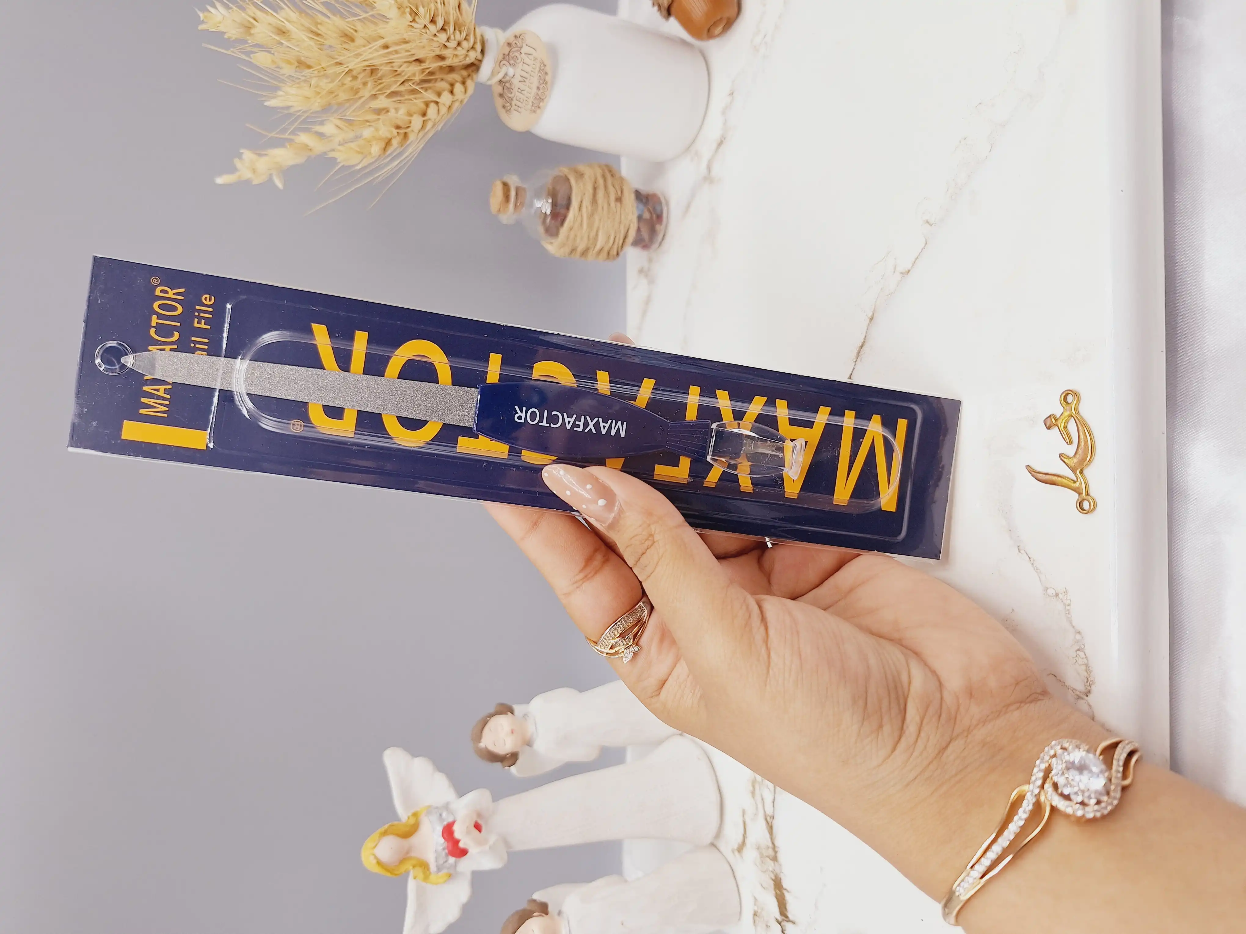 سوهان و گوشه گیر ناخن برند مکس فکتور MAXFACTOR کد 0081