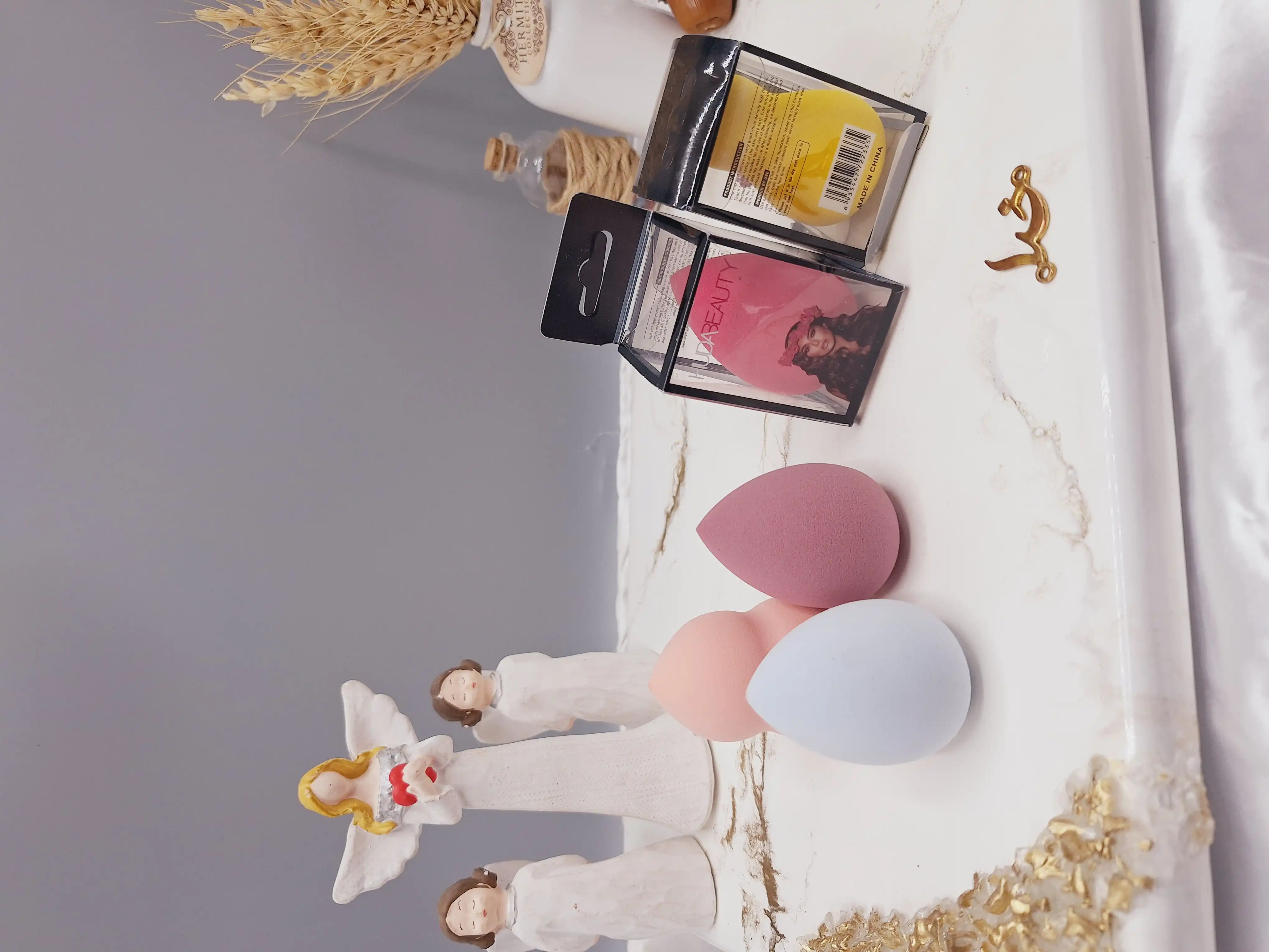 پد تخم مرغی HUDABEAUTY کد 2335