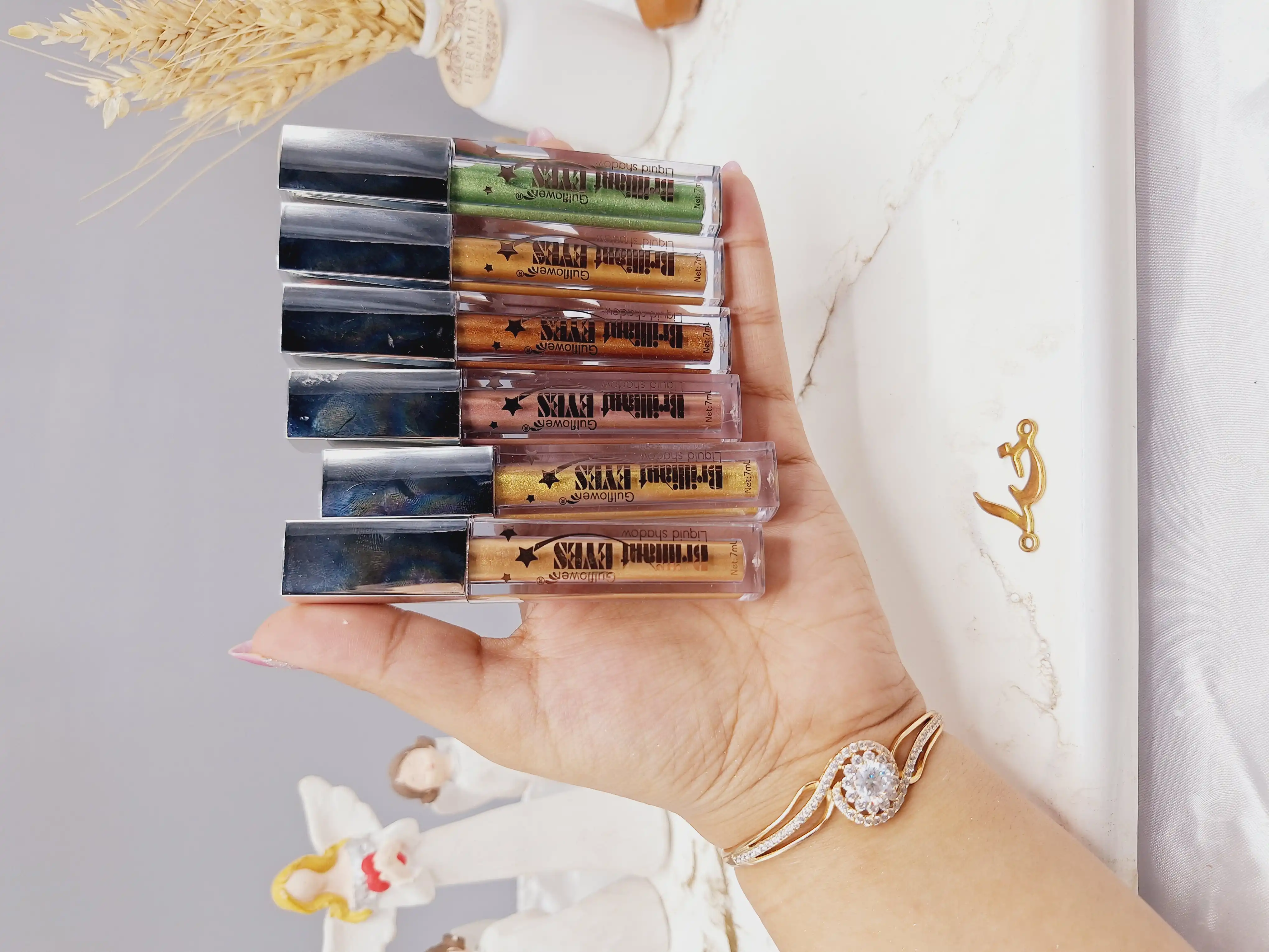 سایه شاین دار ریز مایع چشم برند Brilliant EYES کد GP055