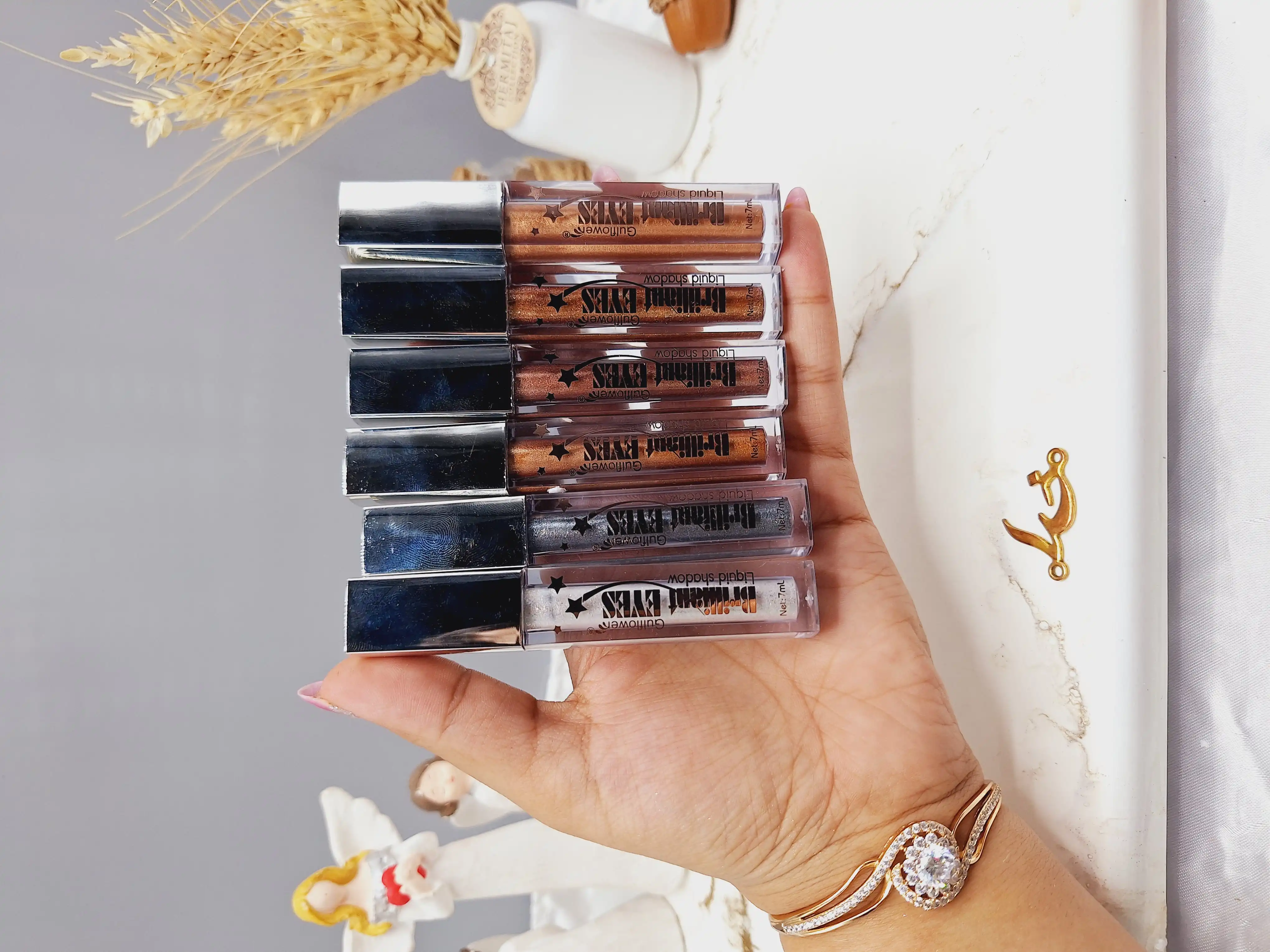 سایه شاین دار ریز مایع چشم برند Brilliant EYES کد GP055