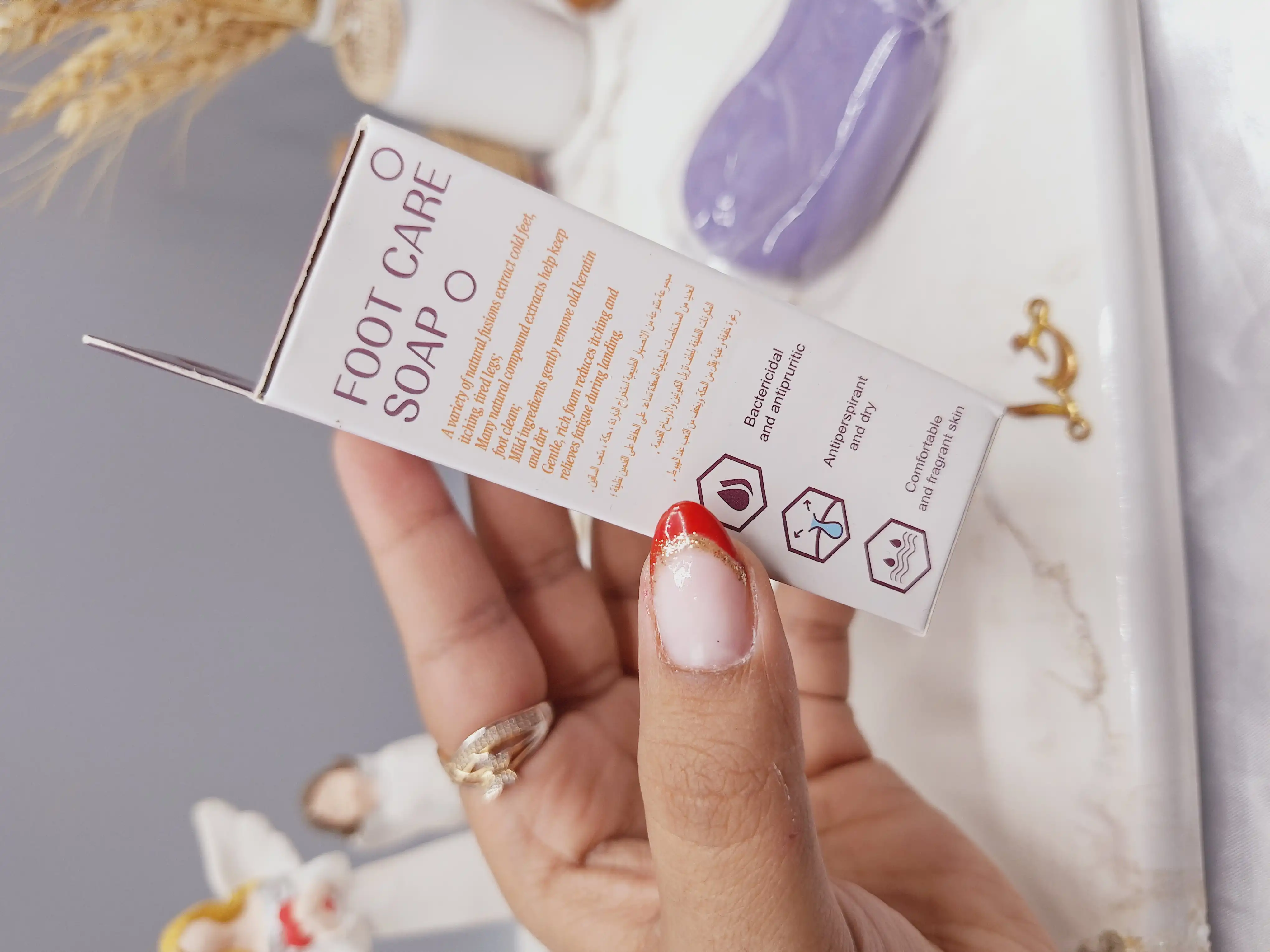 صابون لایه بردار و رفع بوی بد پا FOOT CARE کد 1060