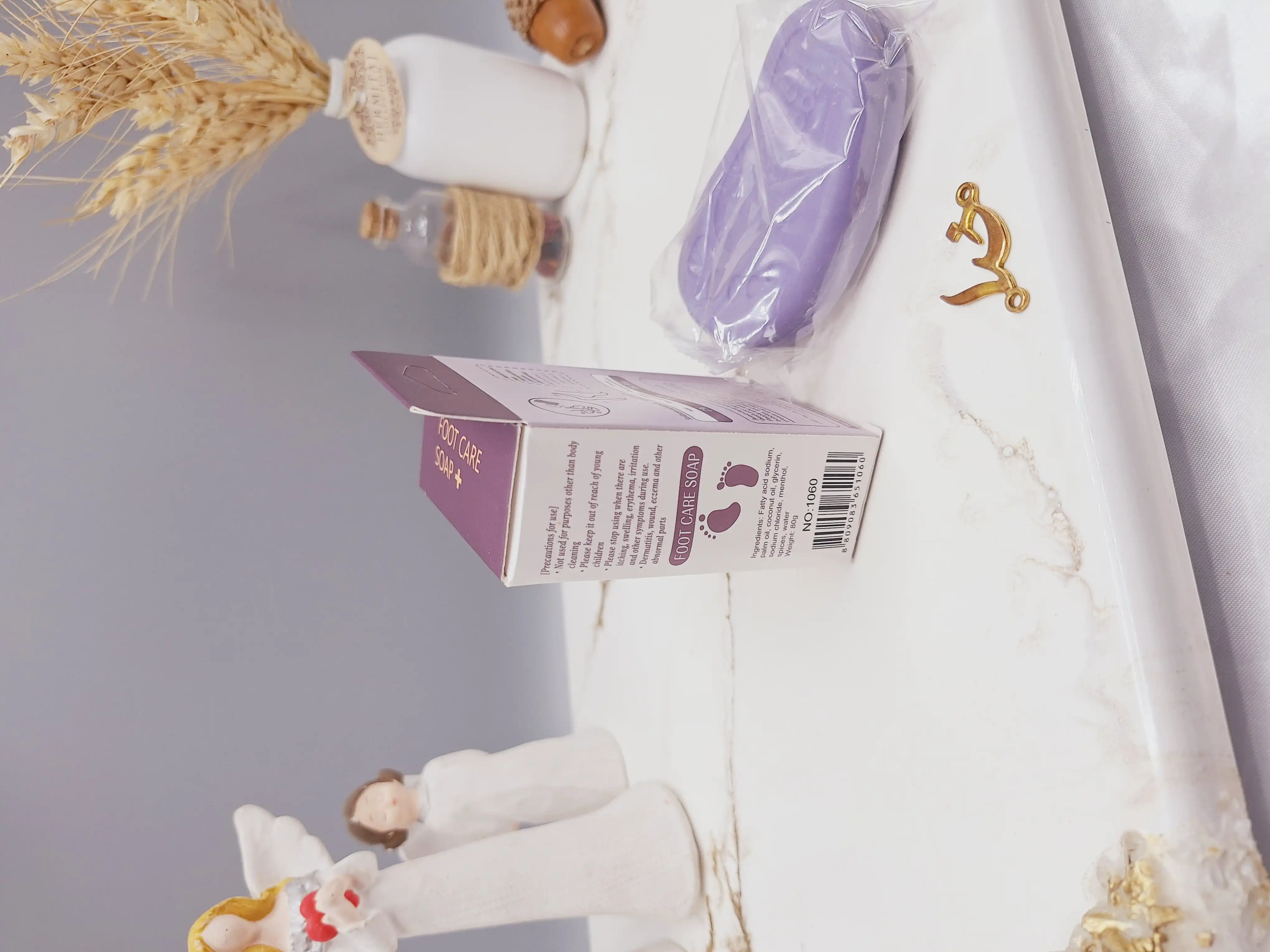 صابون لایه بردار و رفع بوی بد پا FOOT CARE کد 1060