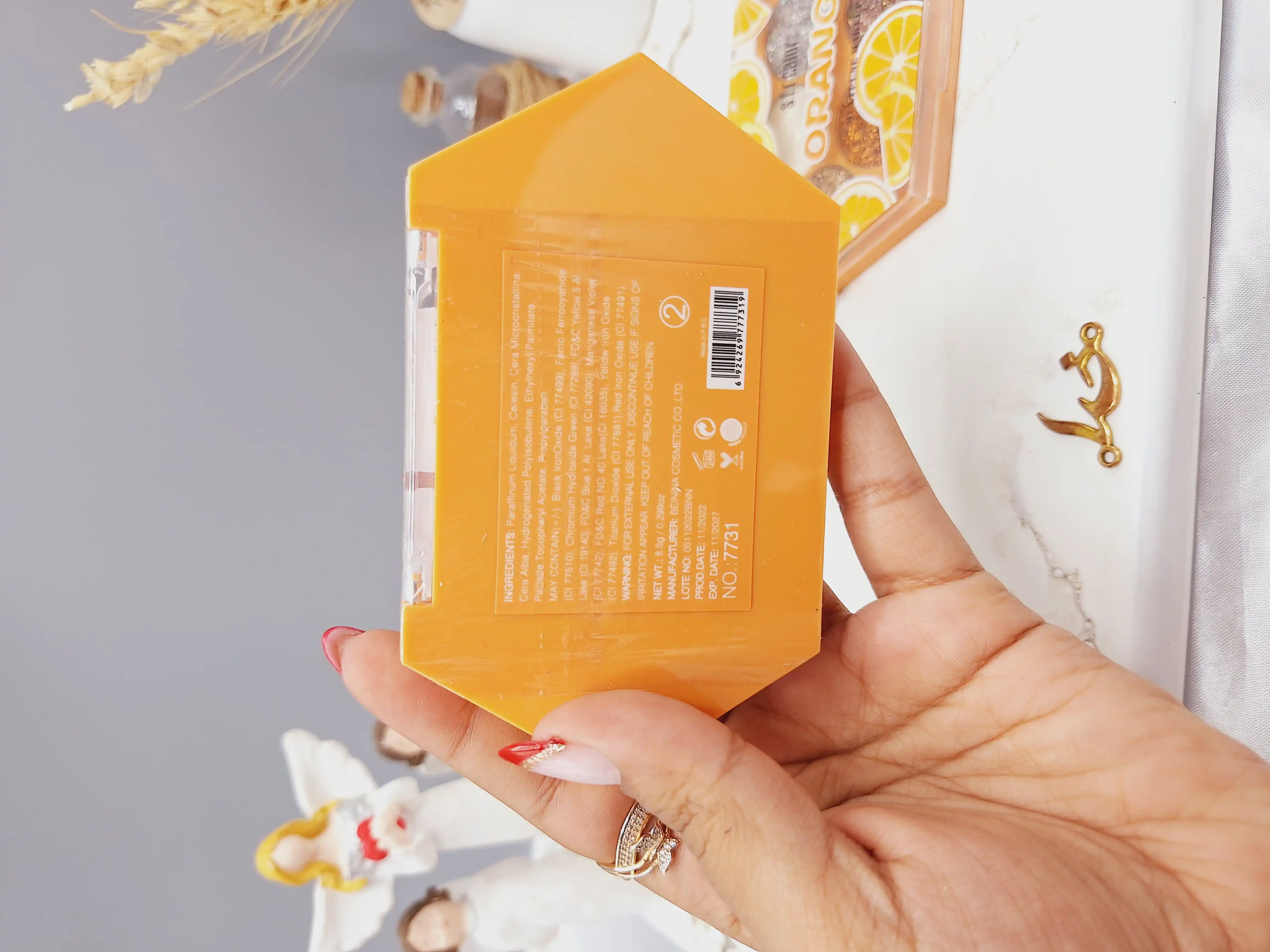 سایه چشم فوق العاده زیبا گلیتری 6عددی کد 7731