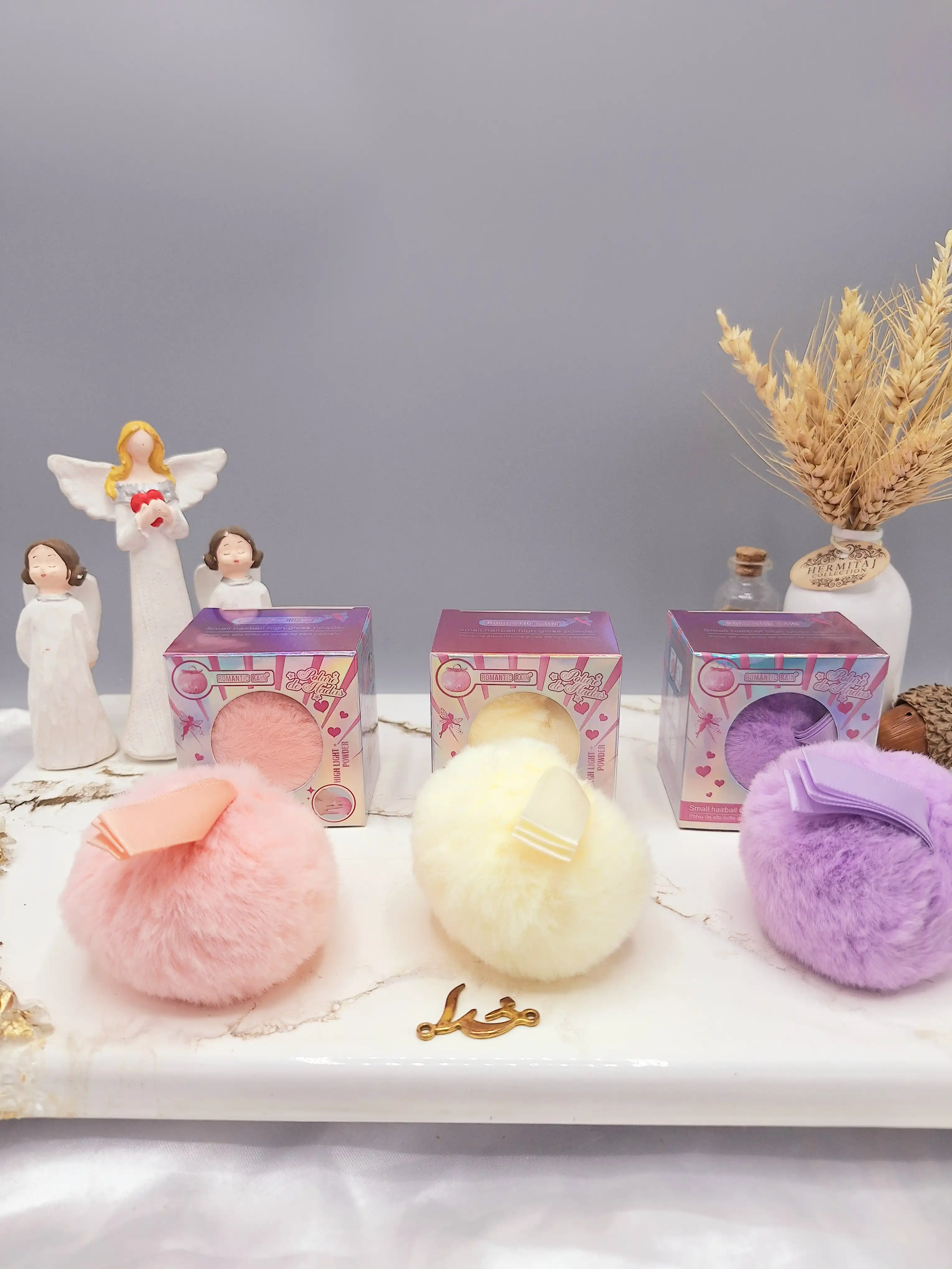 بمب هایلایتر شاین دار پنبه ای برای بدن و صورت برند ROMANTIC RAIN کد R626