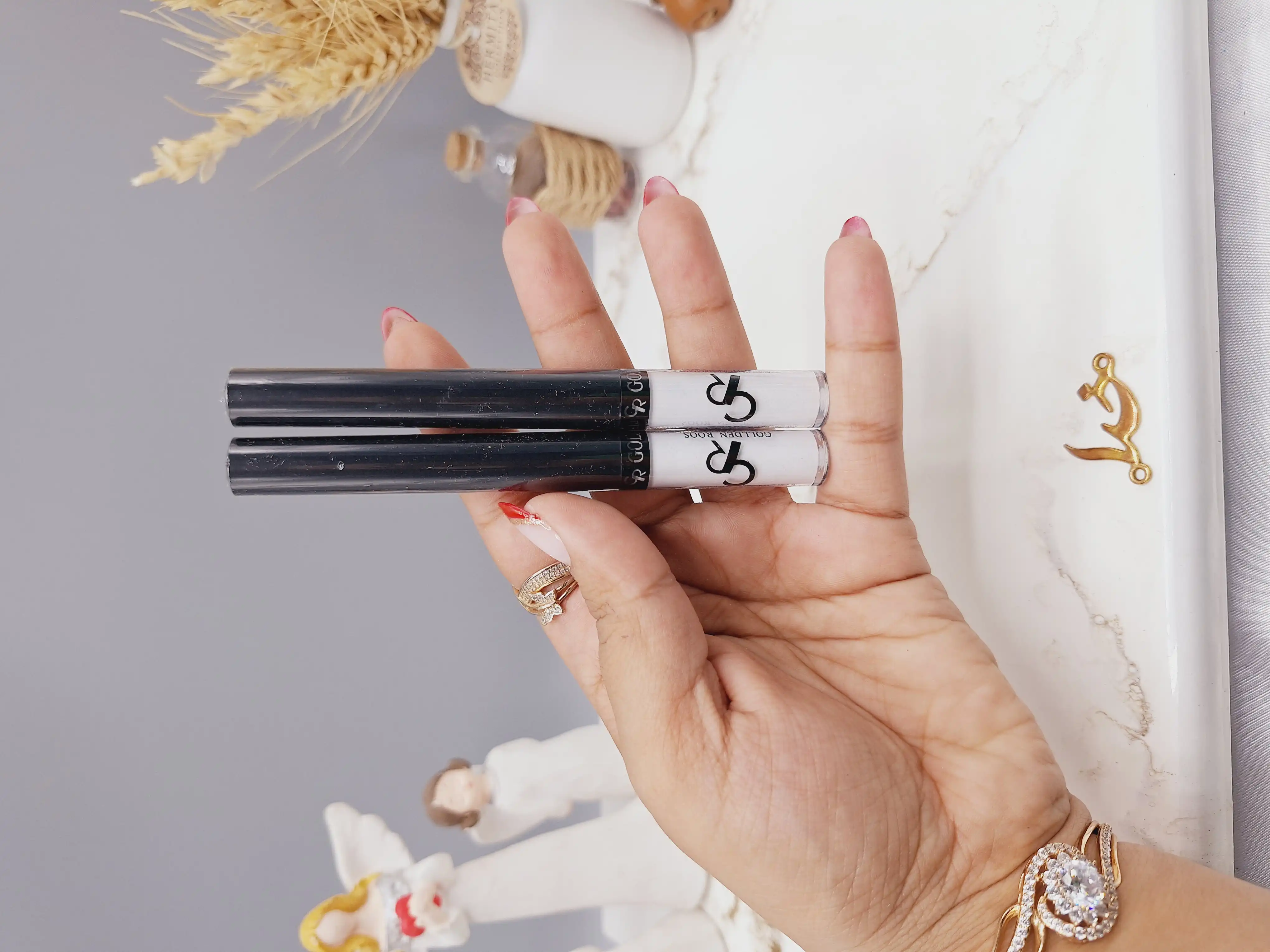 خط چشم رنگ سفید گلدن رز