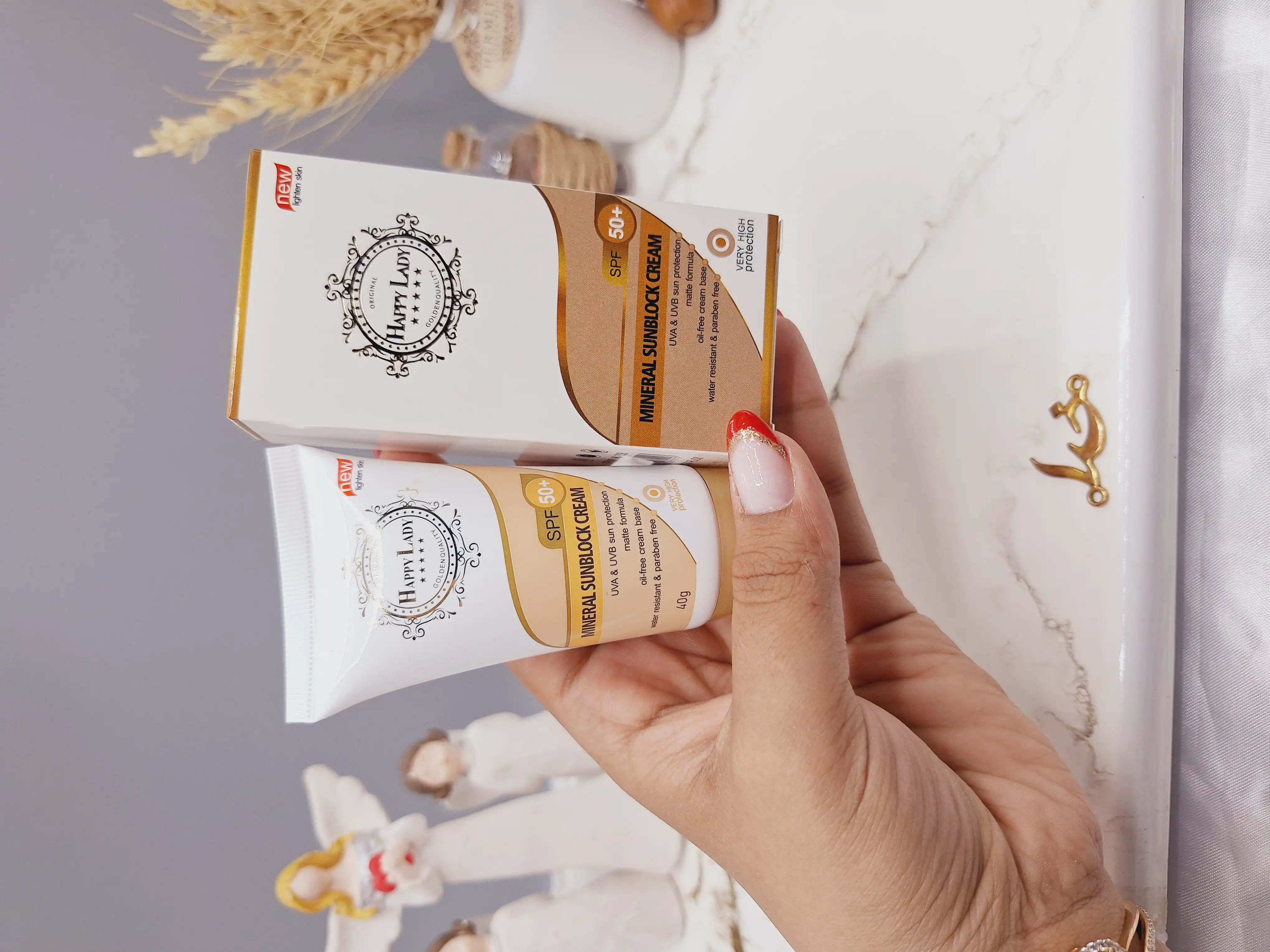 کرم ضدآفتاب اورجینال هپی لیدی دارای  spf50 رنگ بژ طبیعی کد HL308