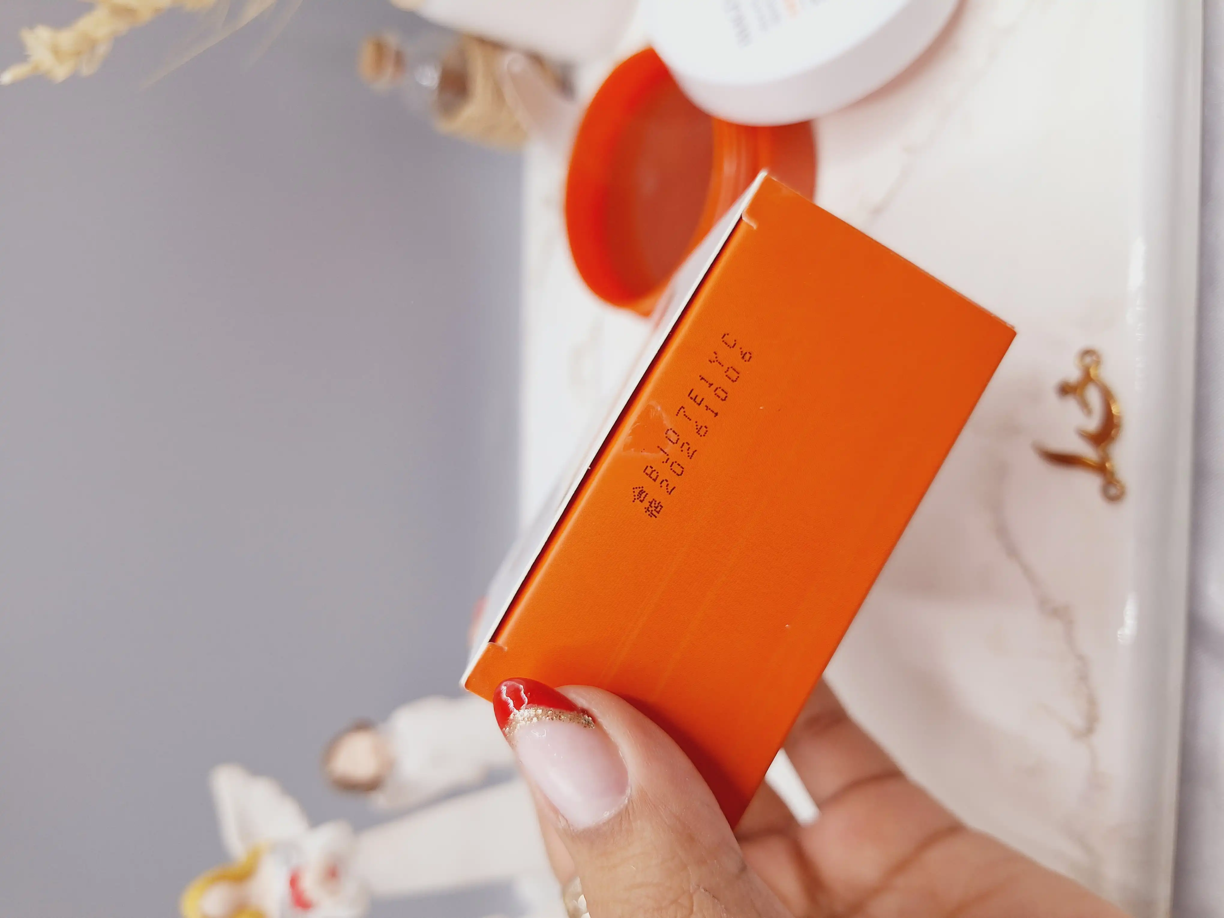 پچ زیر چشم کاسه ای پرتقال خونی ایمجیز XXM23501