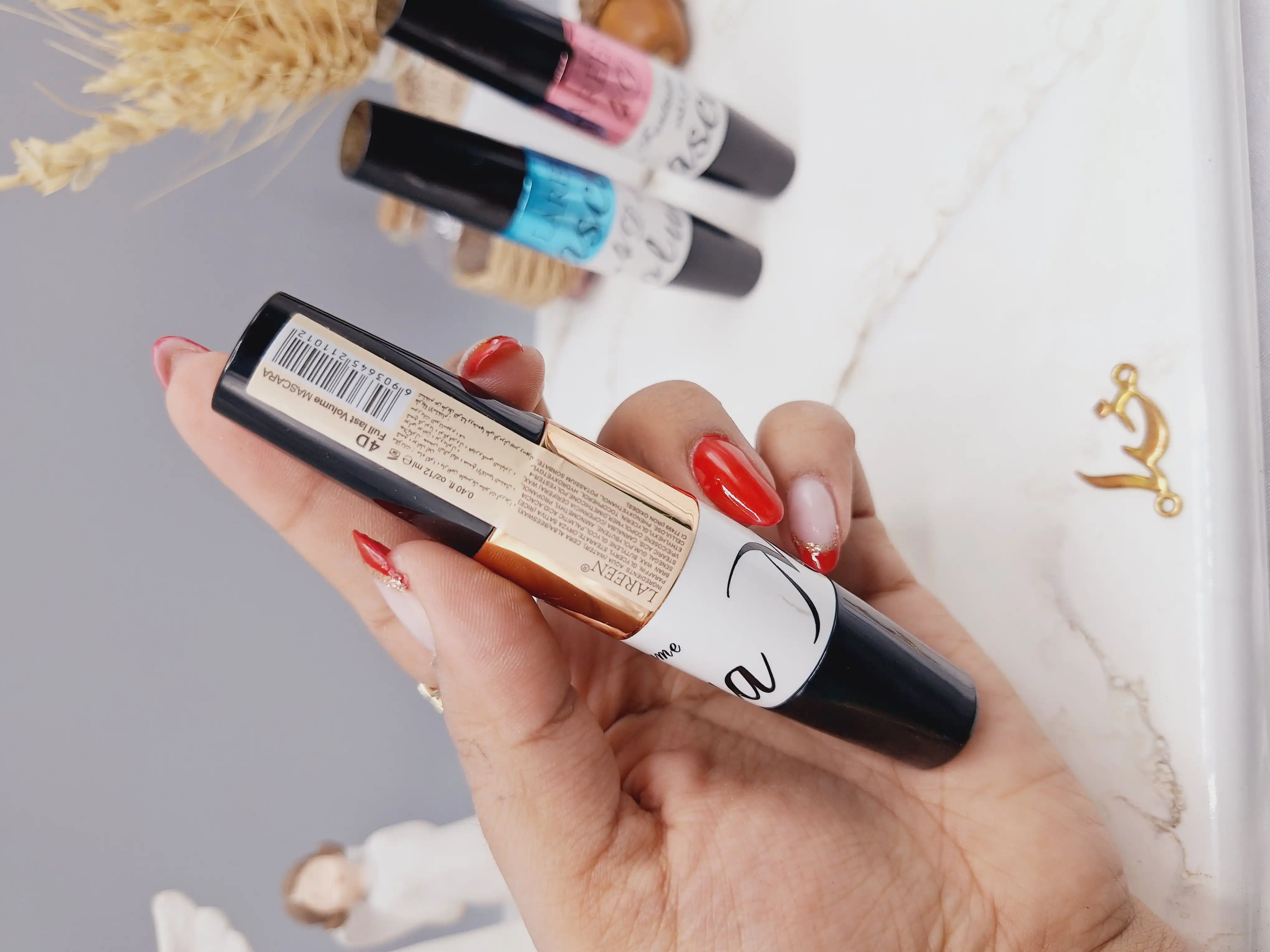 ریمل چشم 4D از برند لارن LAREEN  کد 992