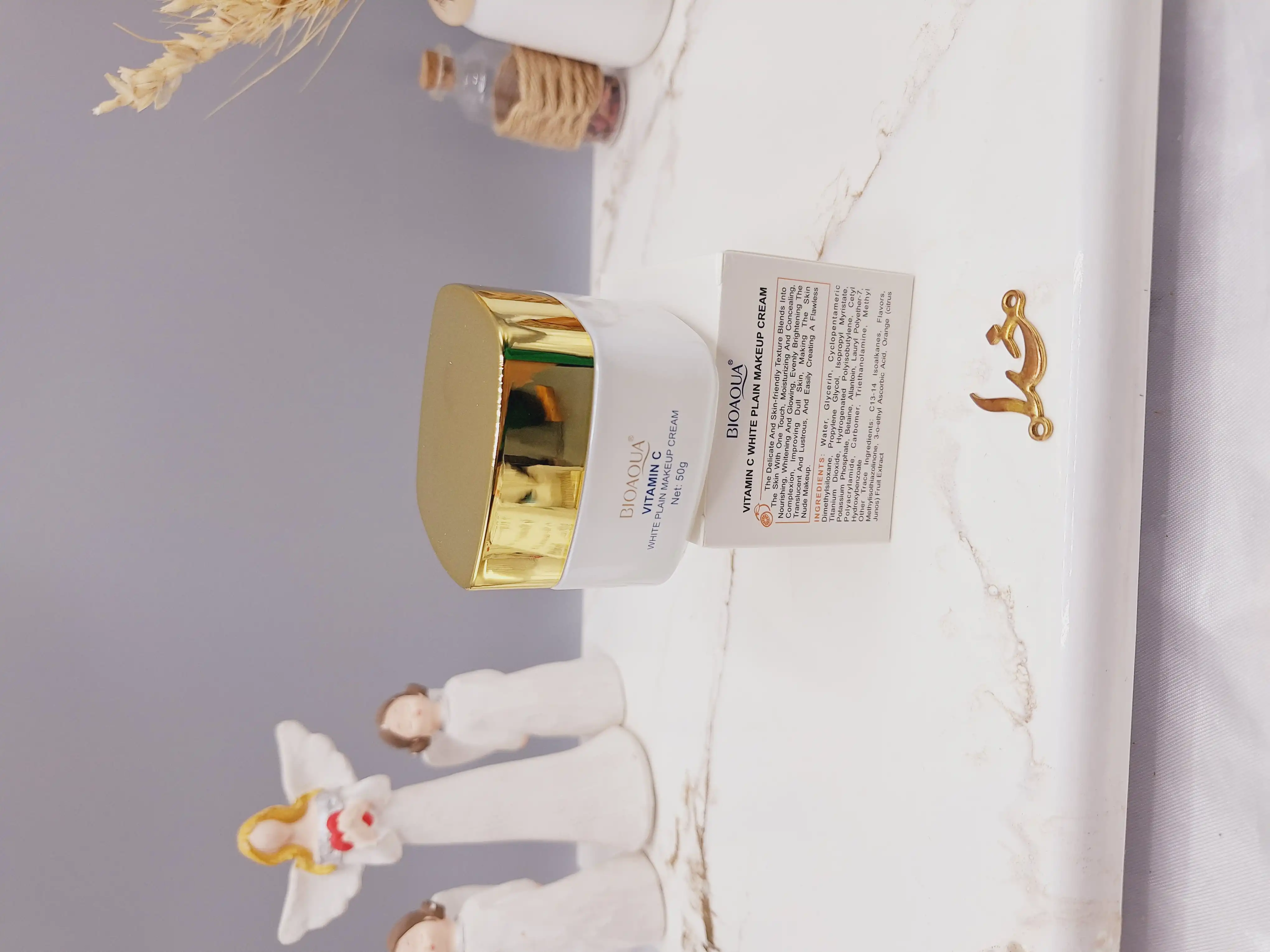 کرم روشن کننده و ضدلک ویتامین سی برند بیوآکوا BIOAQUA کد BQY 88647