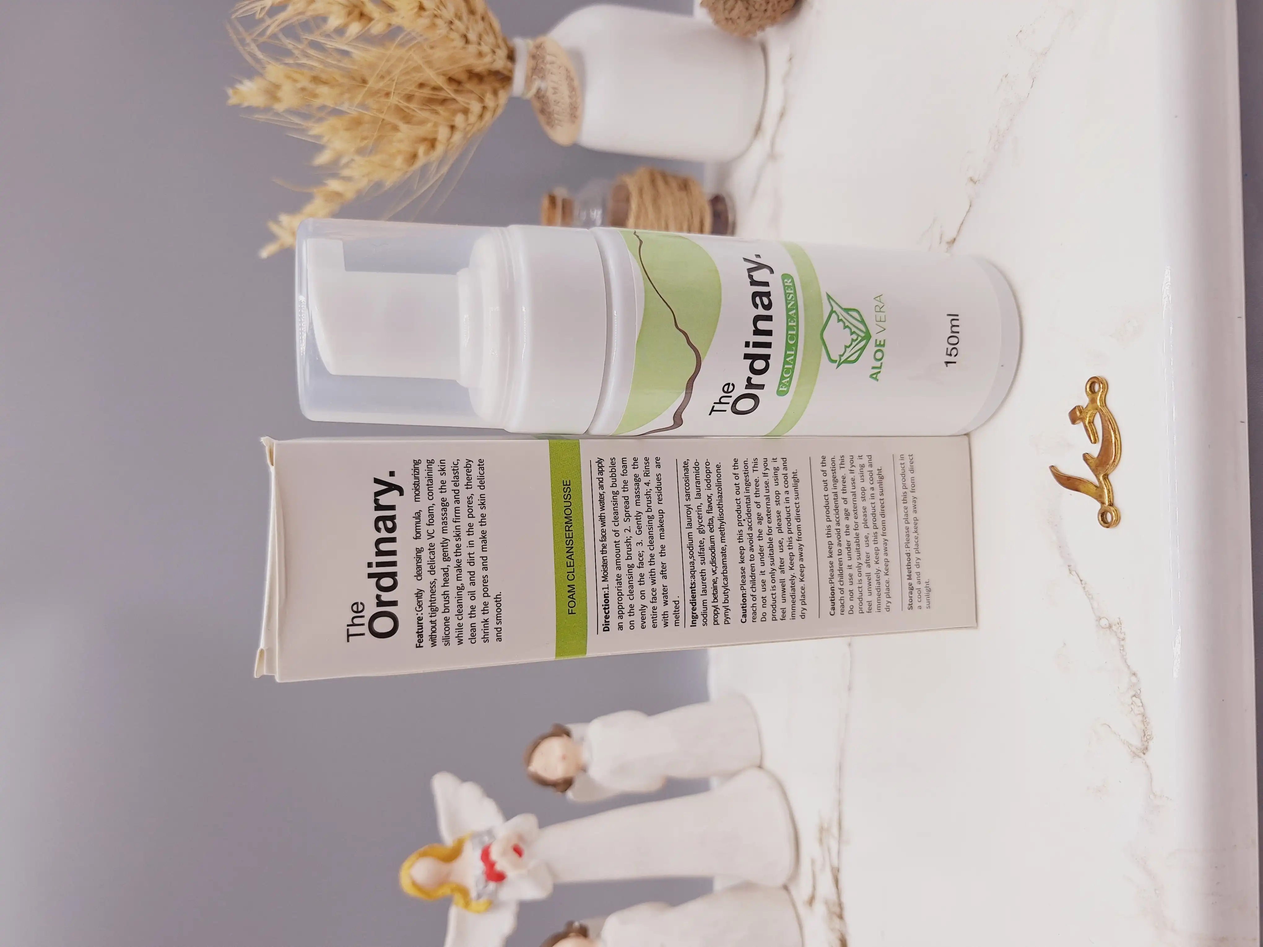 فوم شستشو صورت با عصاره آلوئه ورا برند اوردینری ordinary کد 2201