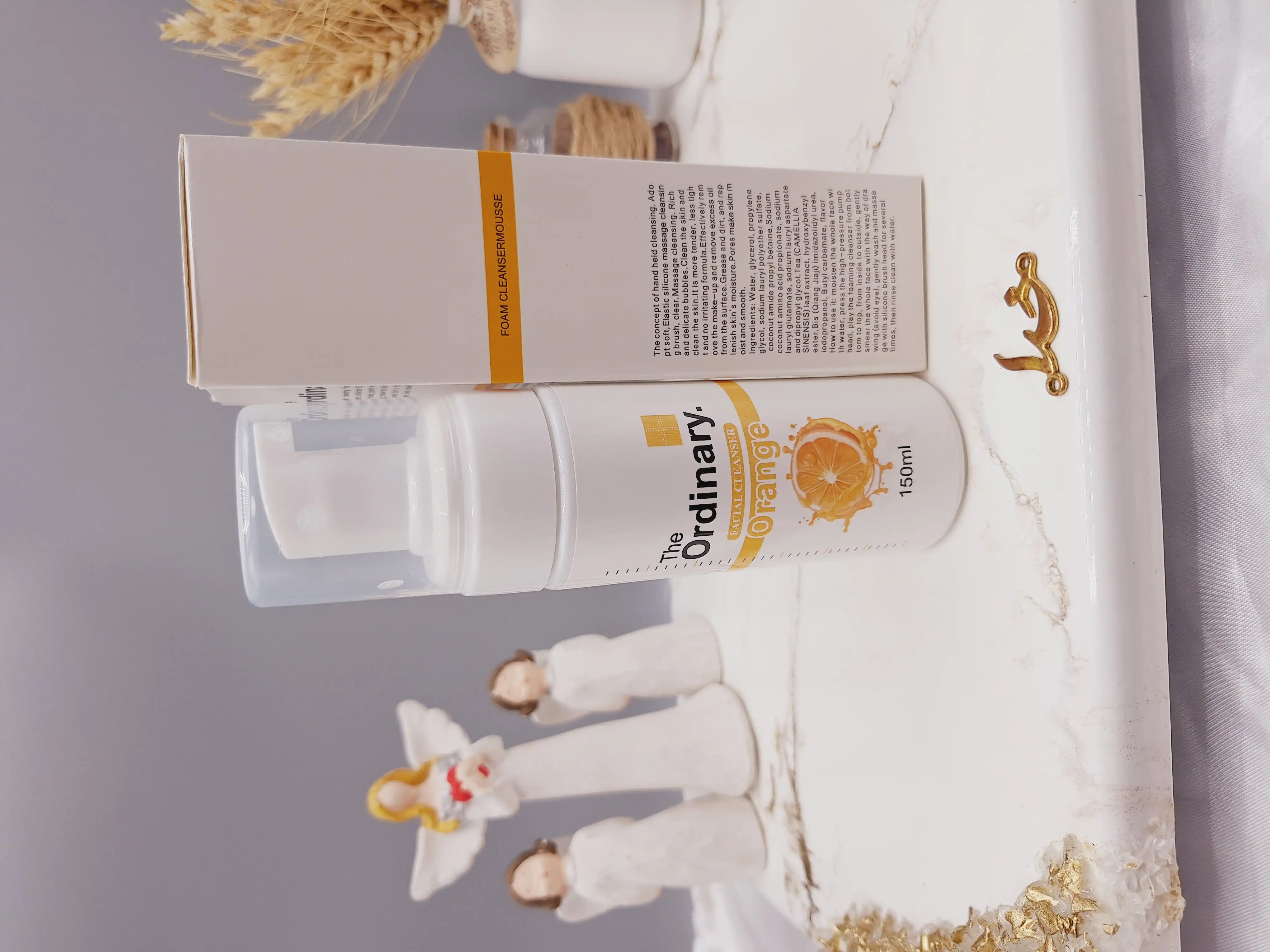 فوم شستشو صورت با عصاره پرتقال برند اوردینری ordinary کد 2201