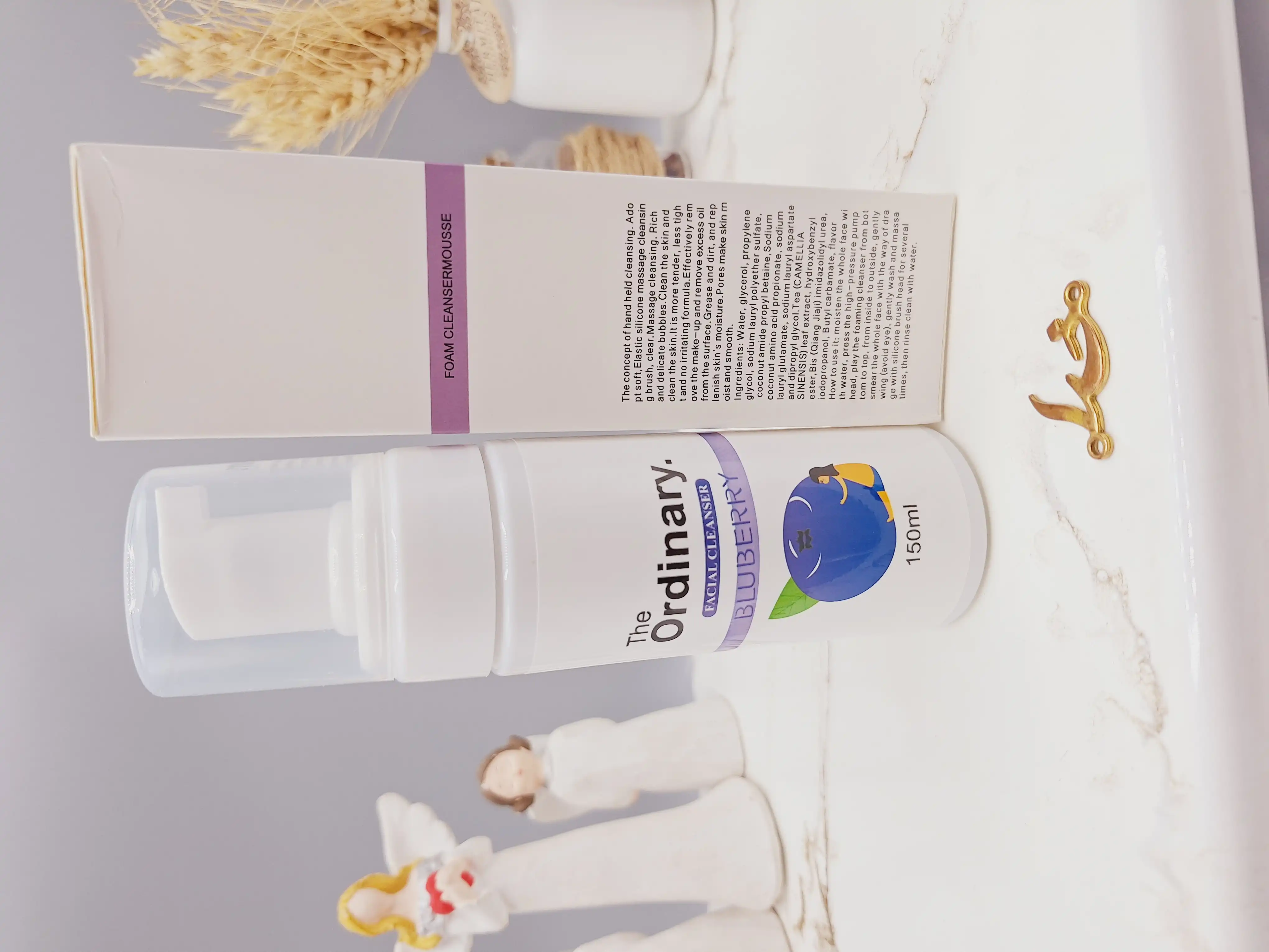 فوم شستشو صورت با عصاره بلوبری برند اوردینری ordinary کد 2218