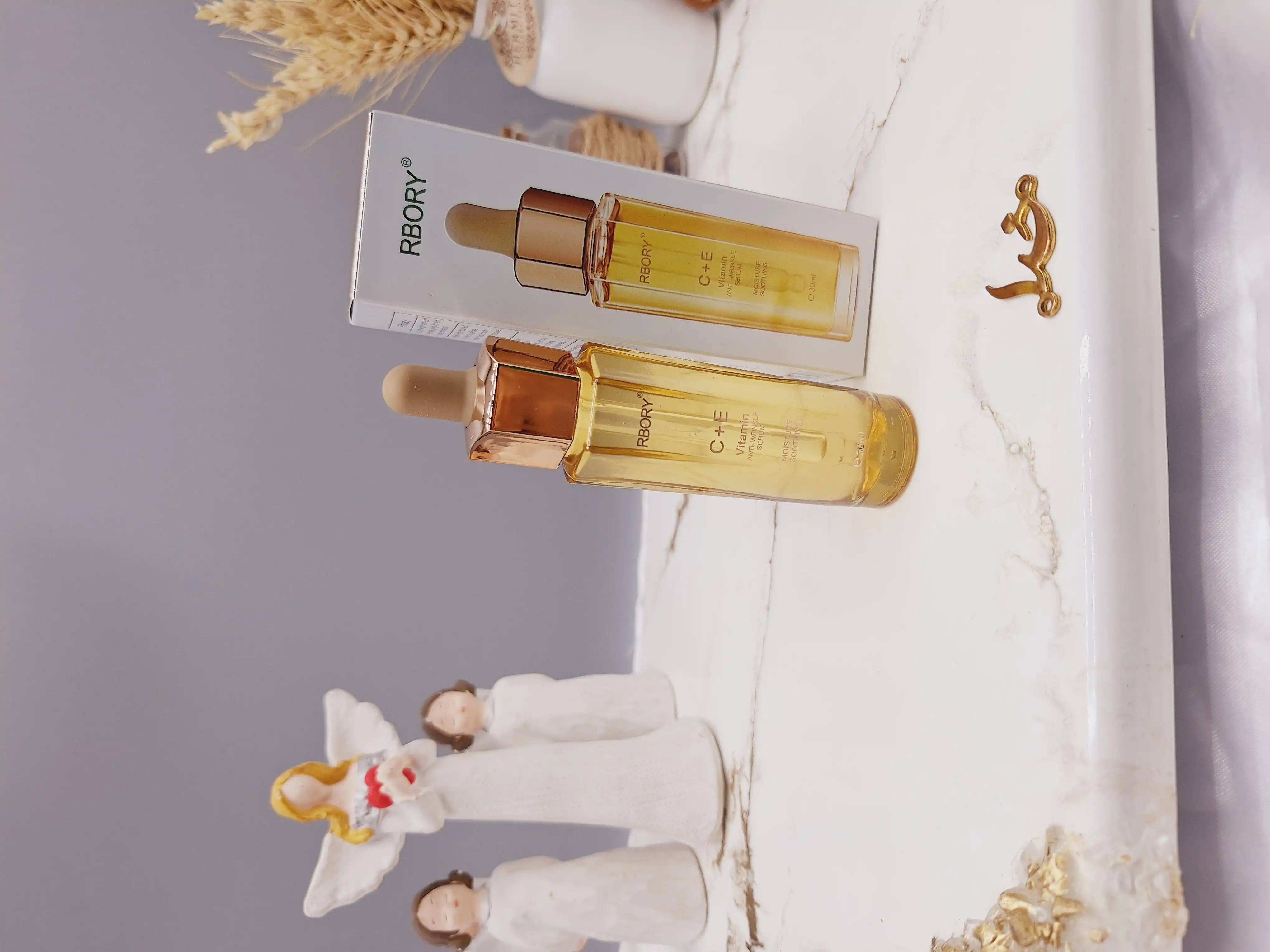 سرم ابرسان و لیفت کننده ویتامین سی برند RBORY کد 9798 (اصلی)