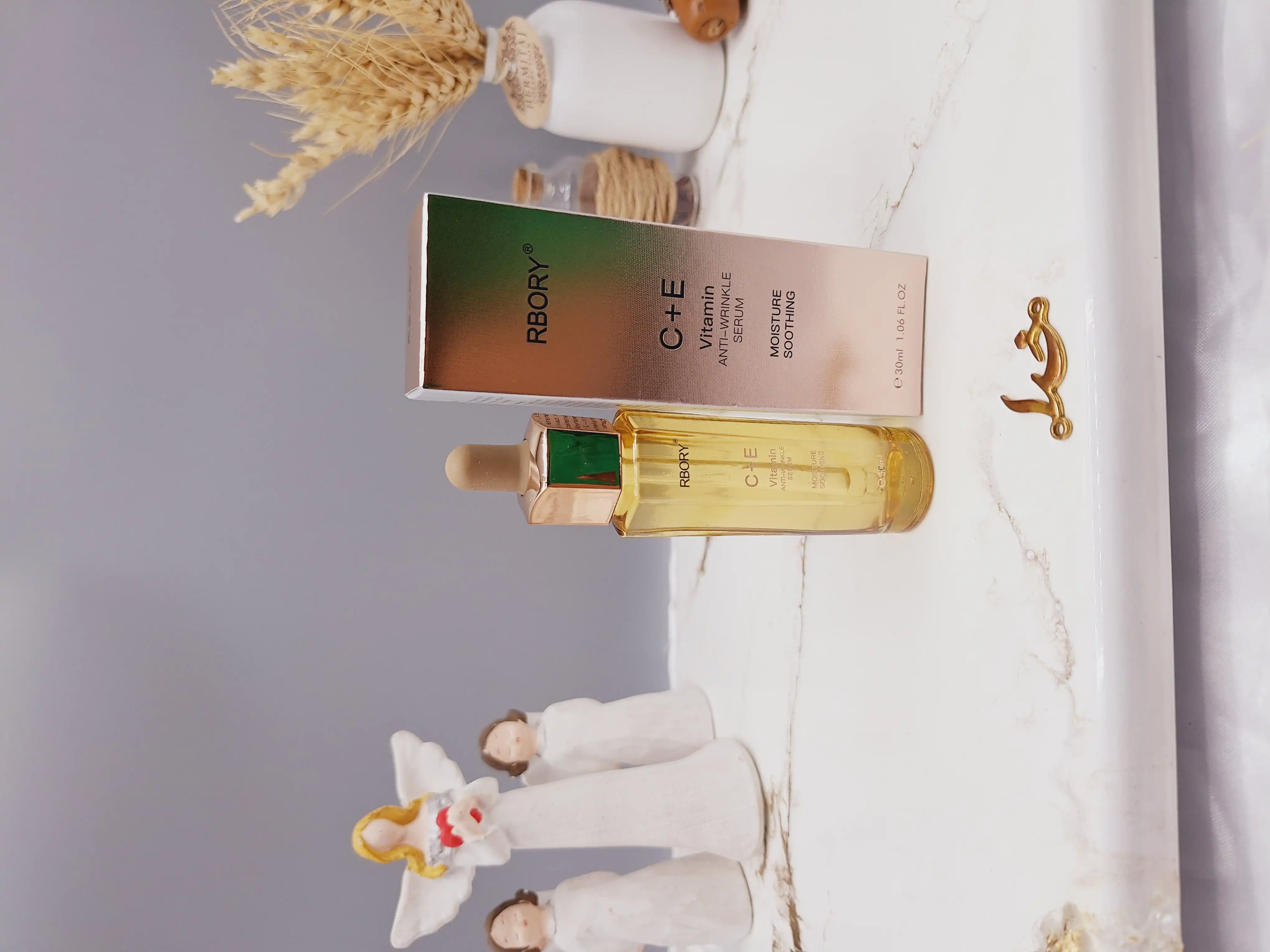 سرم ابرسان و لیفت کننده ویتامین سی برند RBORY کد 9798 (اصلی)