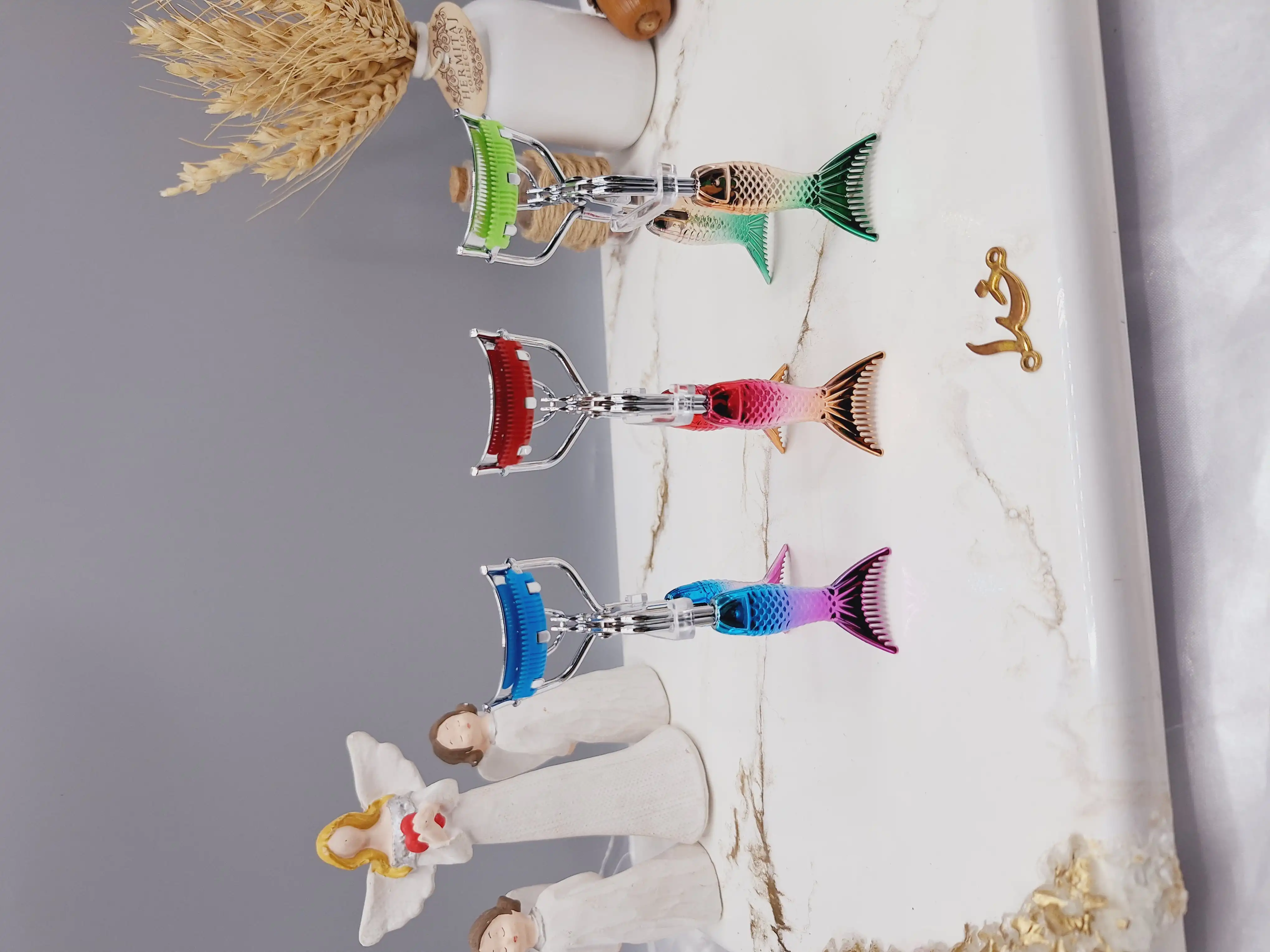 فرمژه طرح دم پری دریایی شانه دار