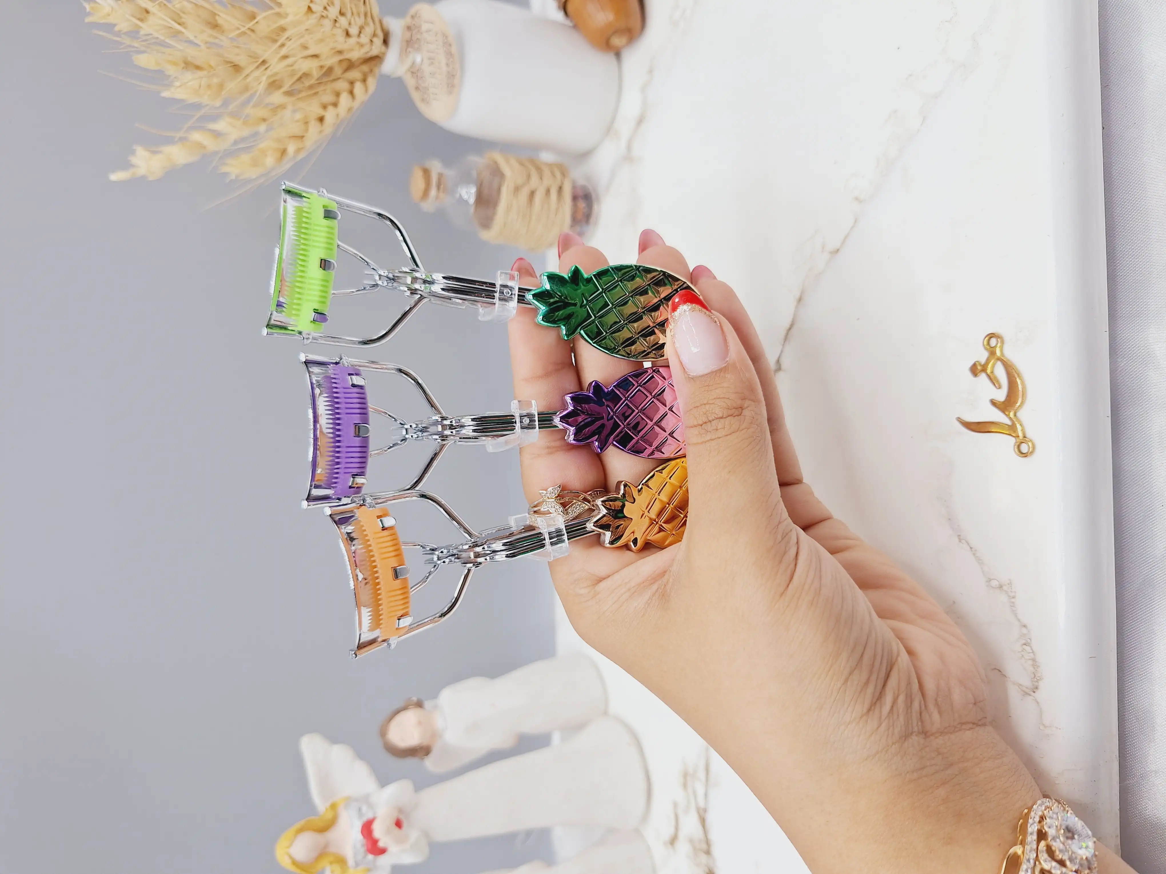 فرمژه طرح آناناس شانه دار