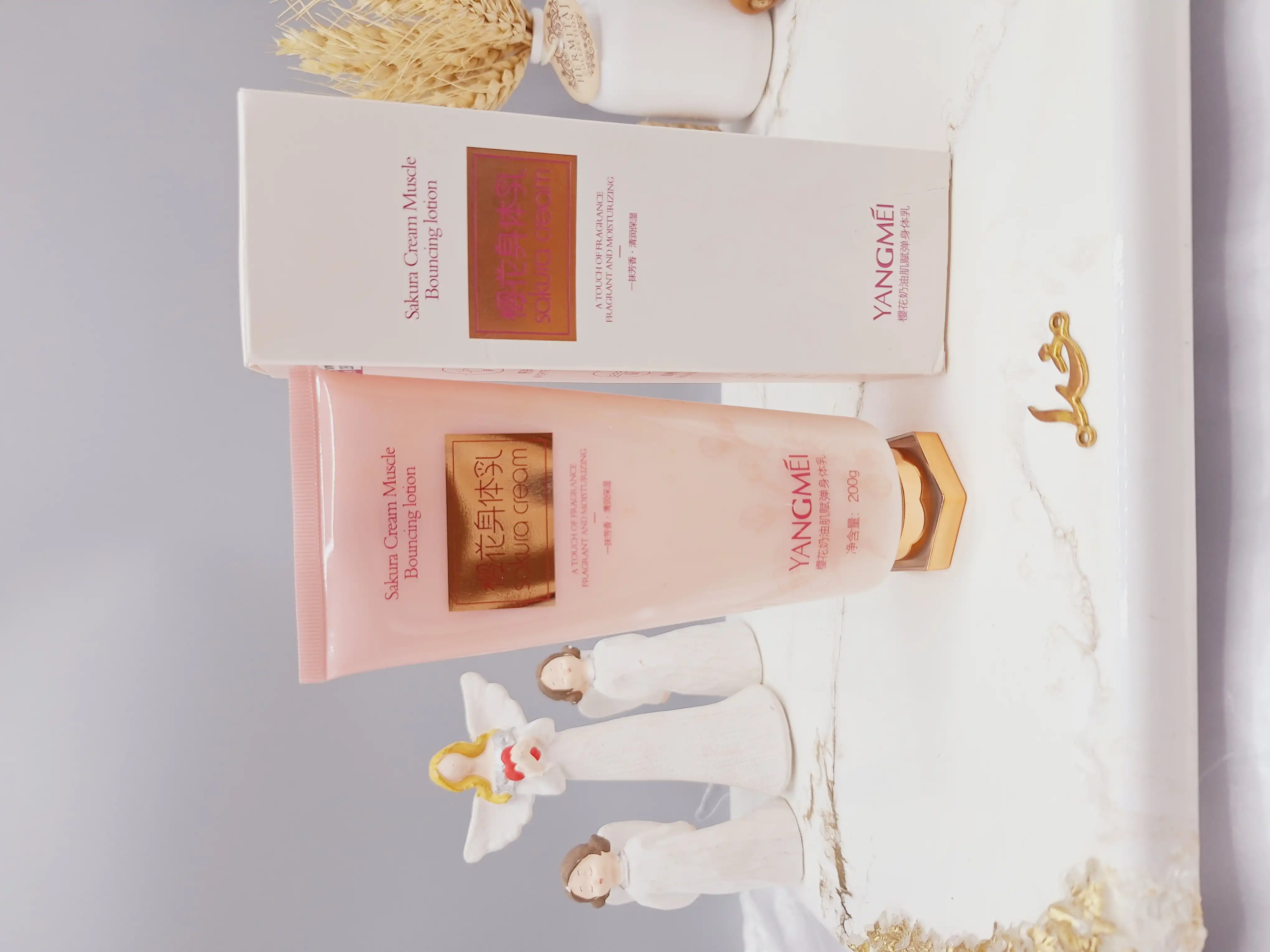 لوسیون بدن روشن کننده یانگمی YANGMEI کد YM8865