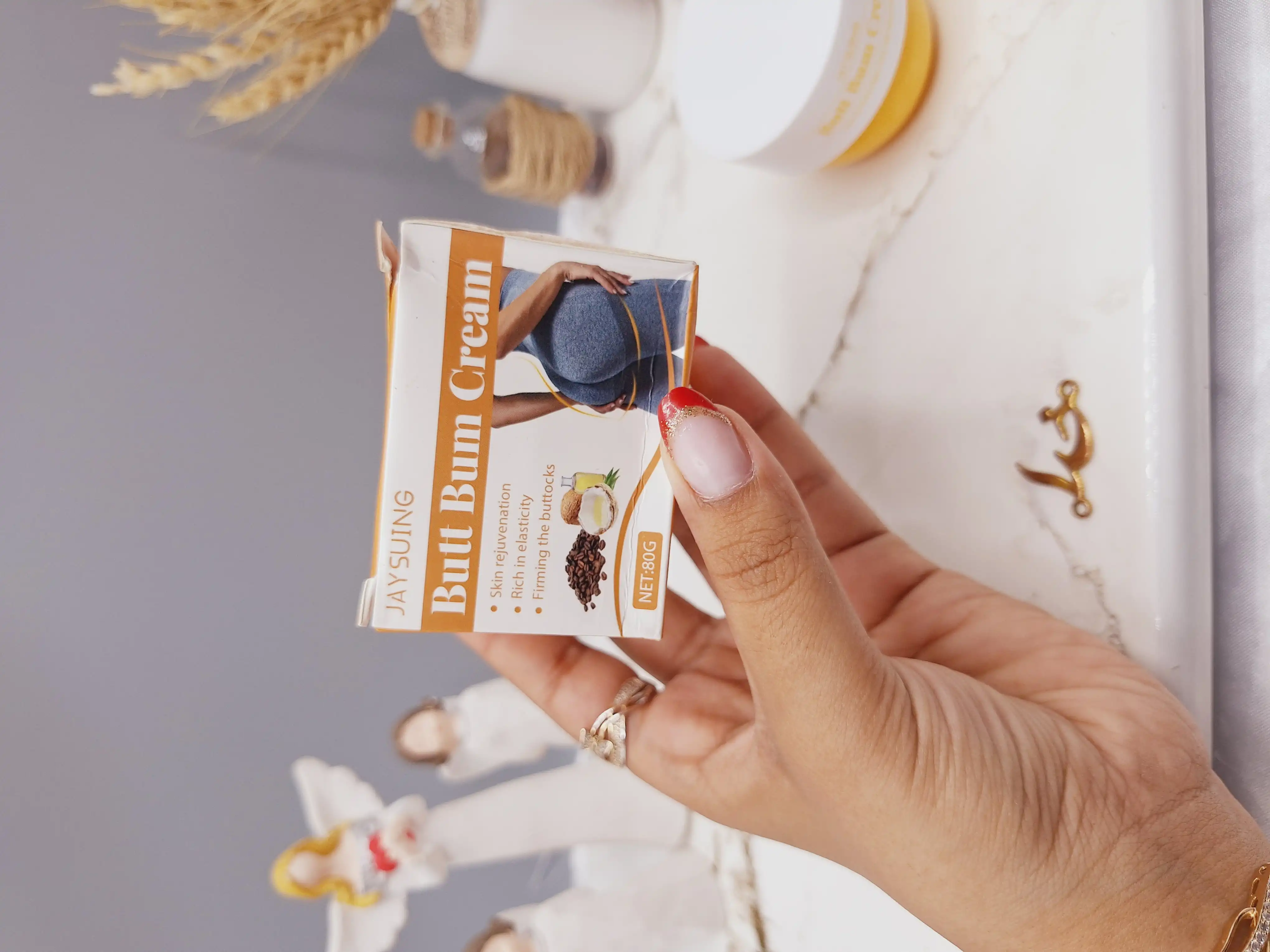 کرم حجم دهنده و لیفت کننده باسن برند JAYSUING کد A043_80