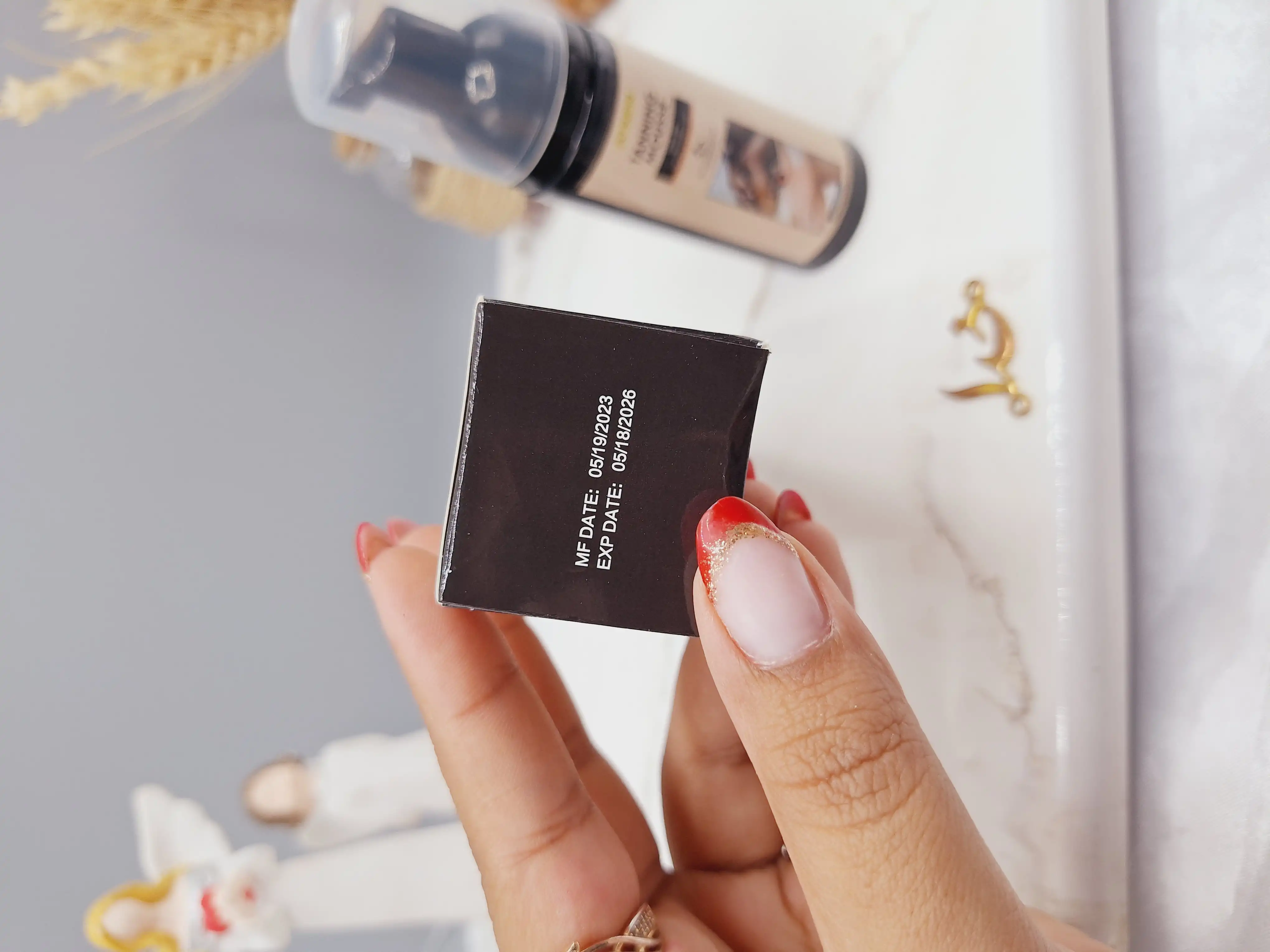 موس برنزه کننده پوست برند JAYSUING