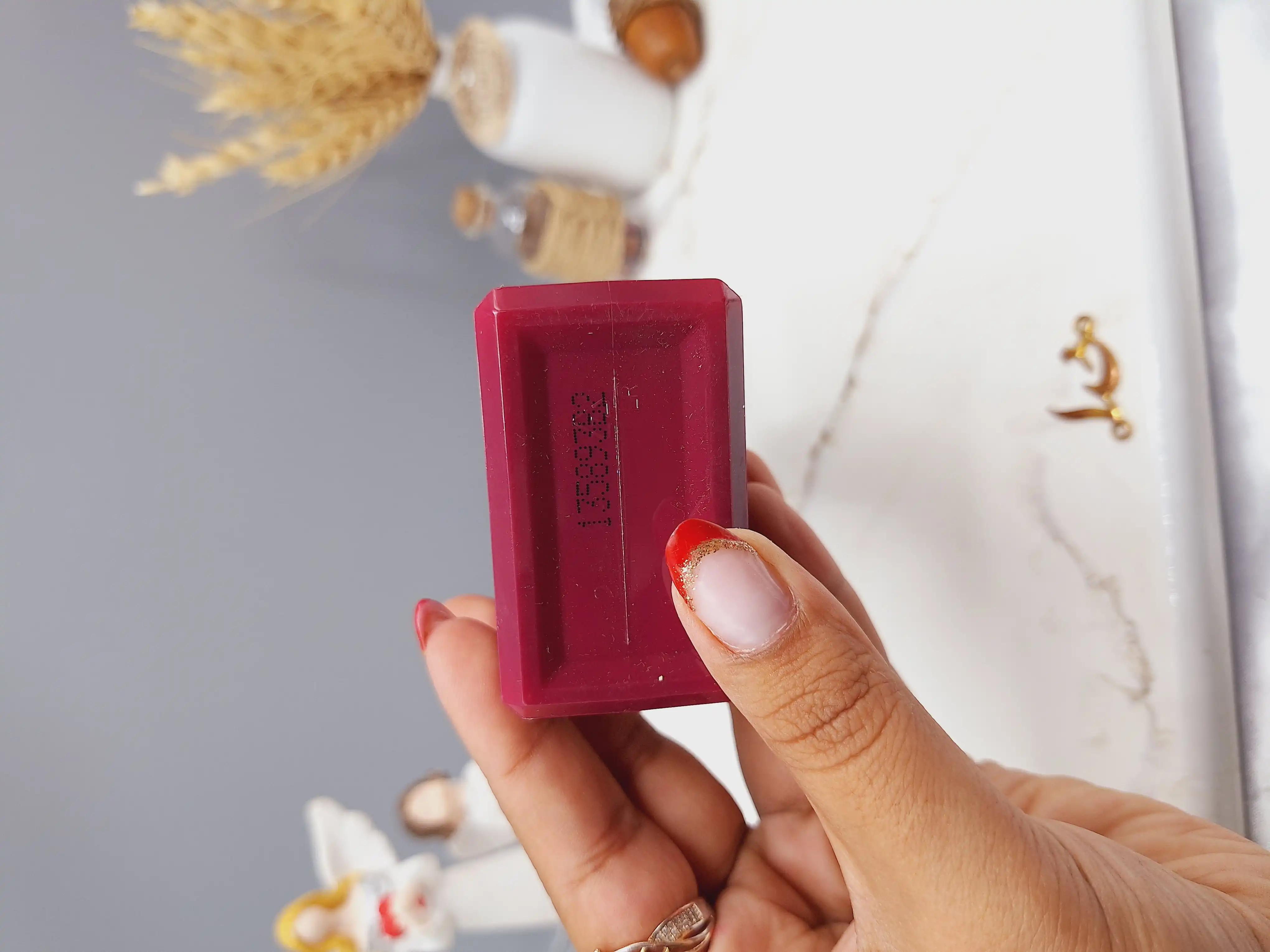 لوسیون بدن عطری برند ویکتوریا سکرت BOMBSHELL PASSION